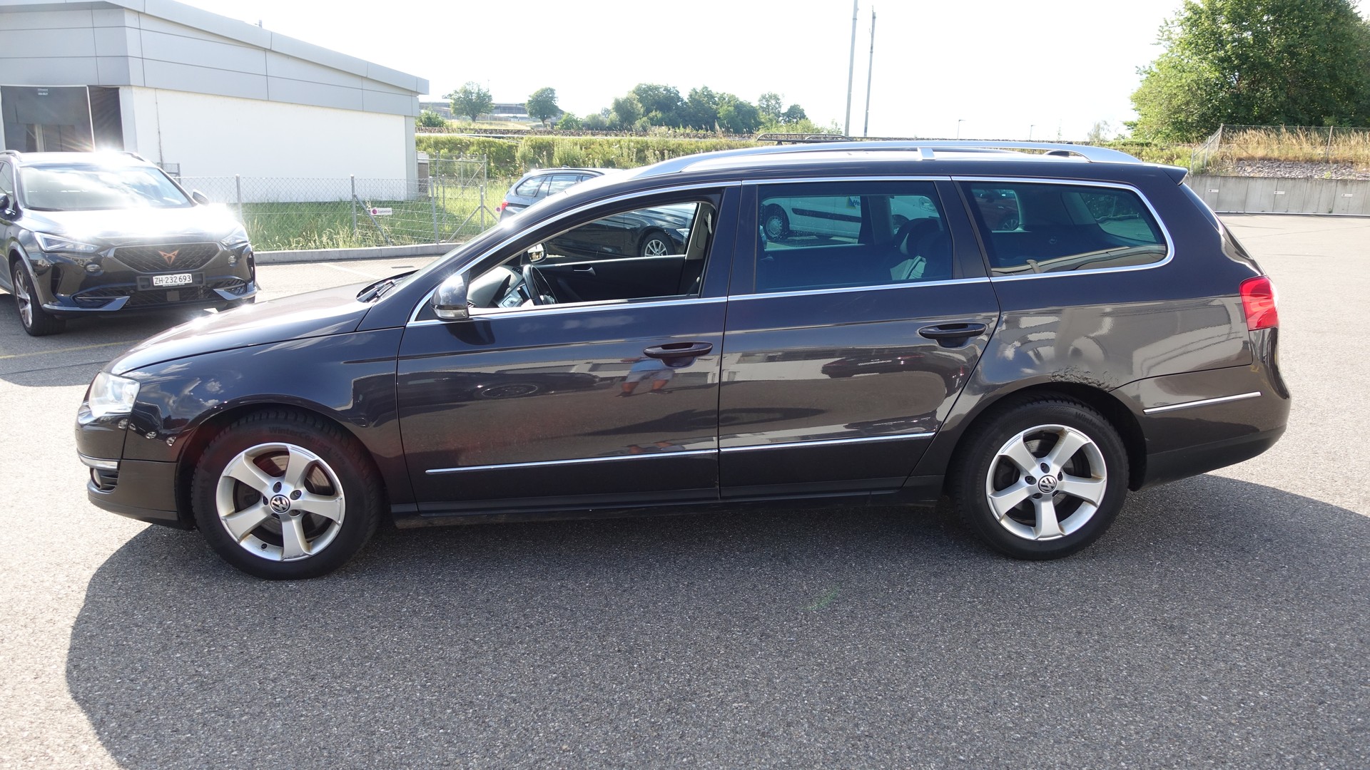 VW Passat Variant 2.0 TDI Comfortline 4Motion DSG-image-3