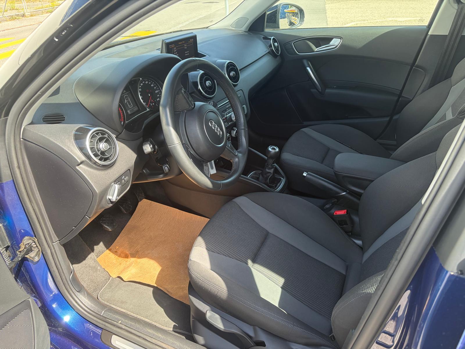 AUDI A1 Sportback 1.0 TFSI Design-image-8