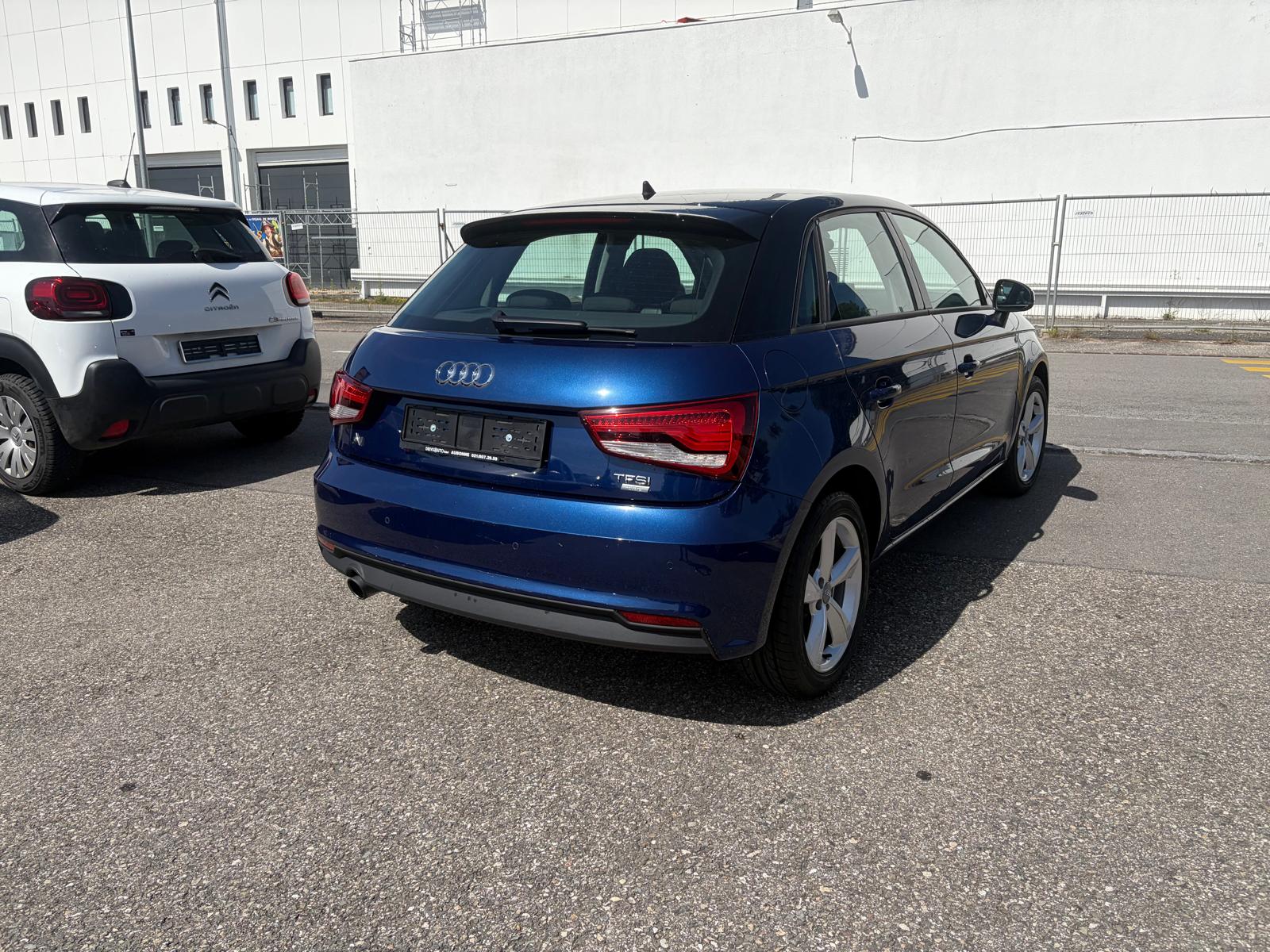 AUDI A1 Sportback 1.0 TFSI Design-image-4