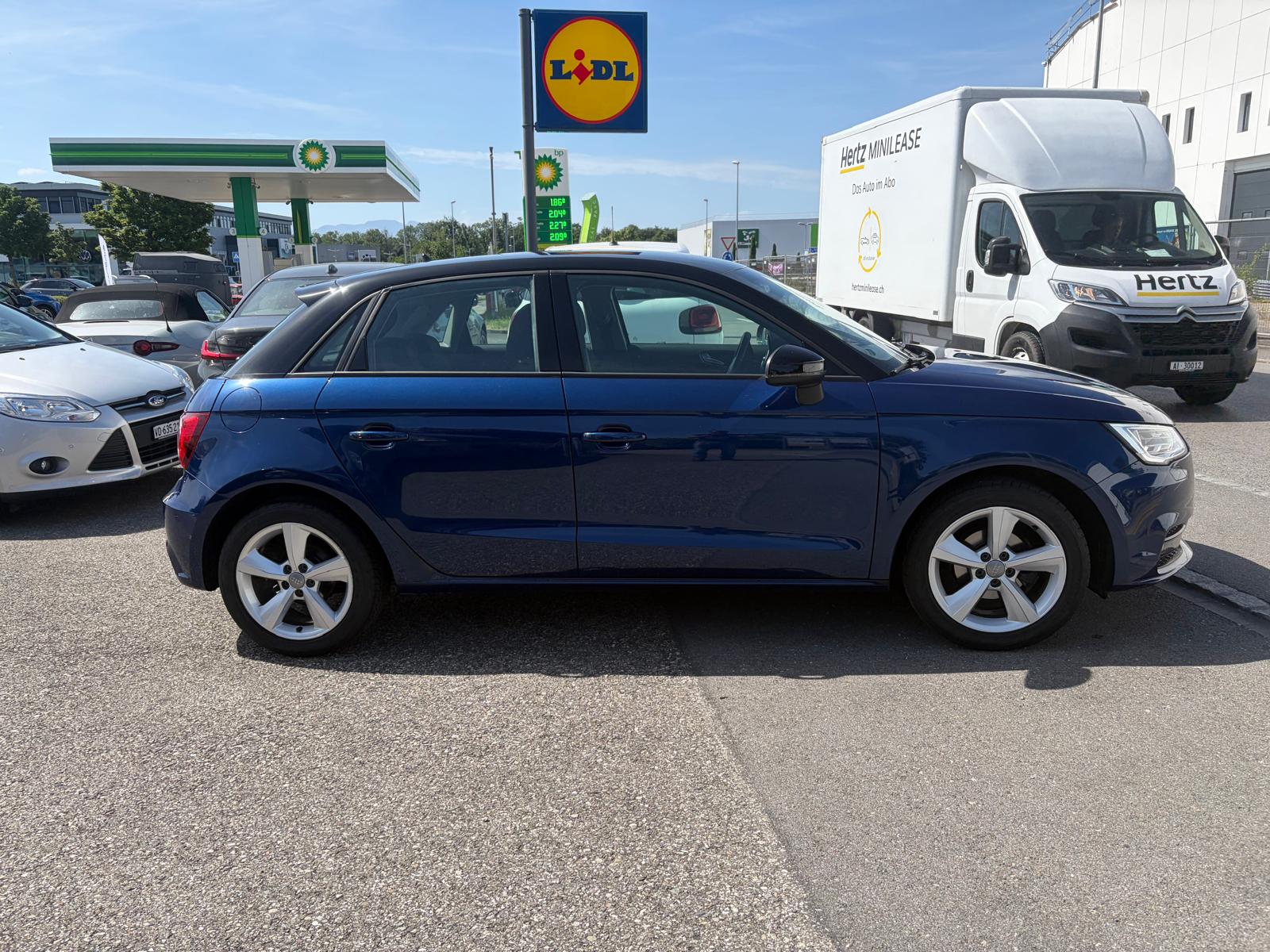 AUDI A1 Sportback 1.0 TFSI Design-image-3