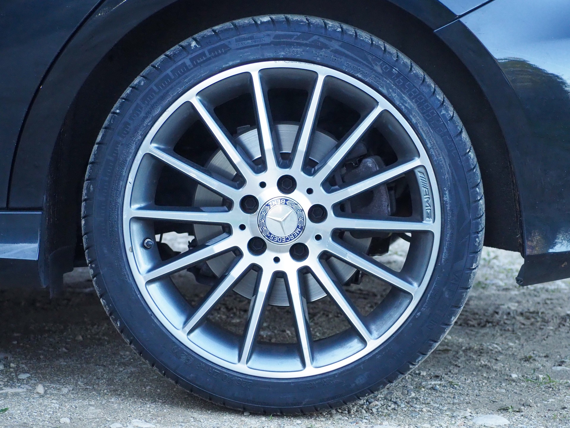 MERCEDES-BENZ A 250 AMG Line 4m-image-5