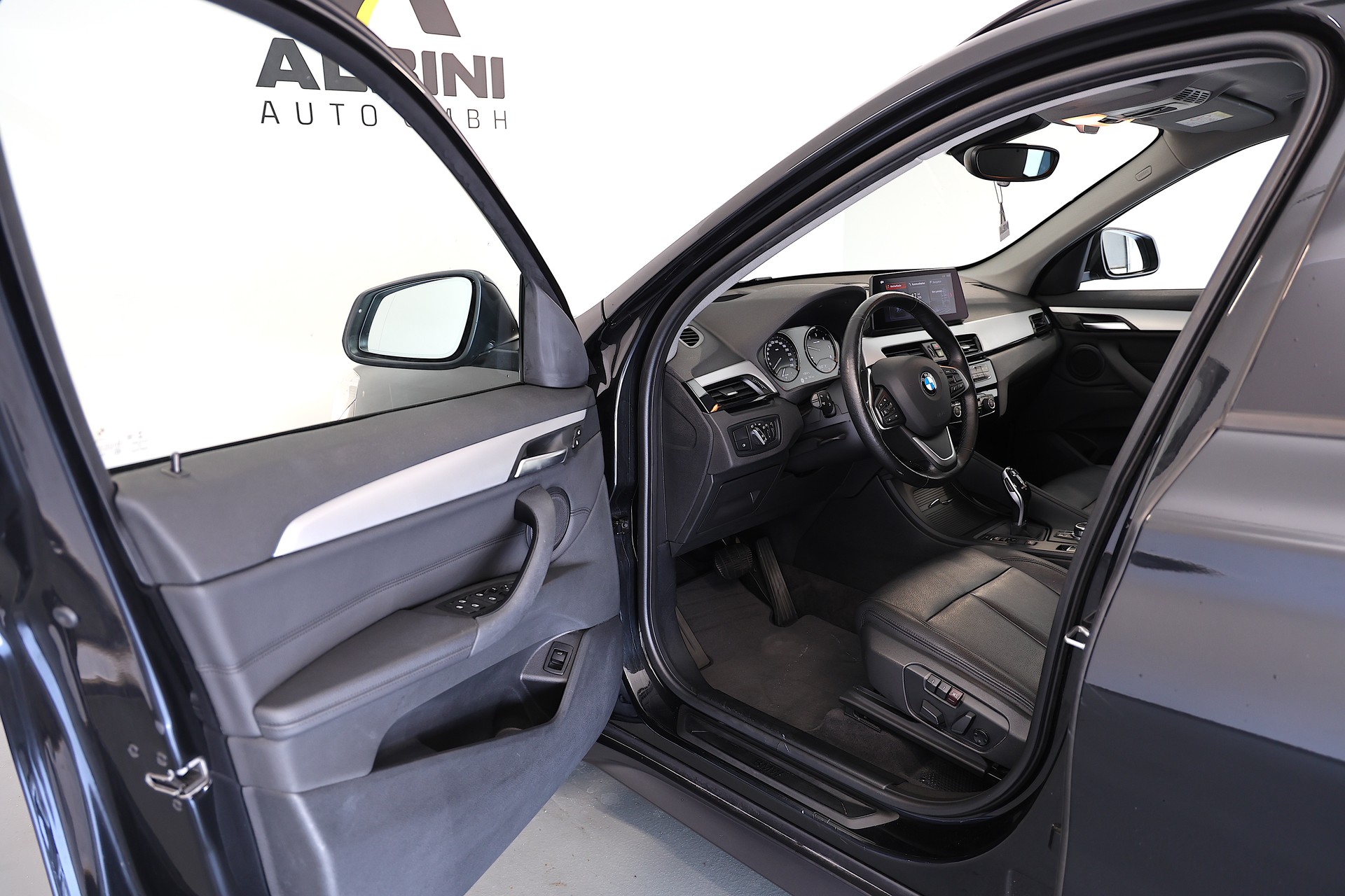 BMW X1 xDrive 20d Steptronic-image-4