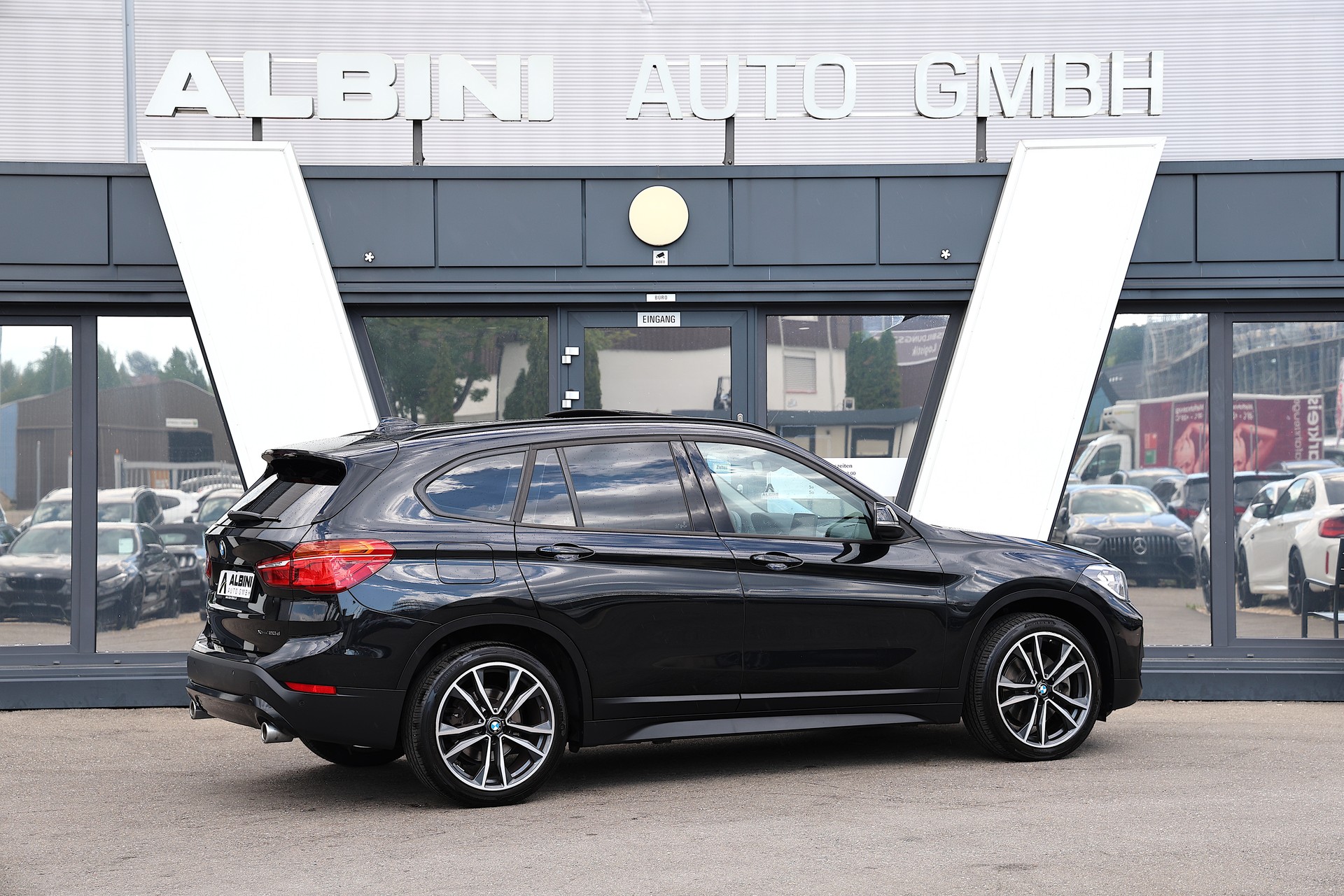 BMW X1 xDrive 20d Steptronic-showroom-element-2
