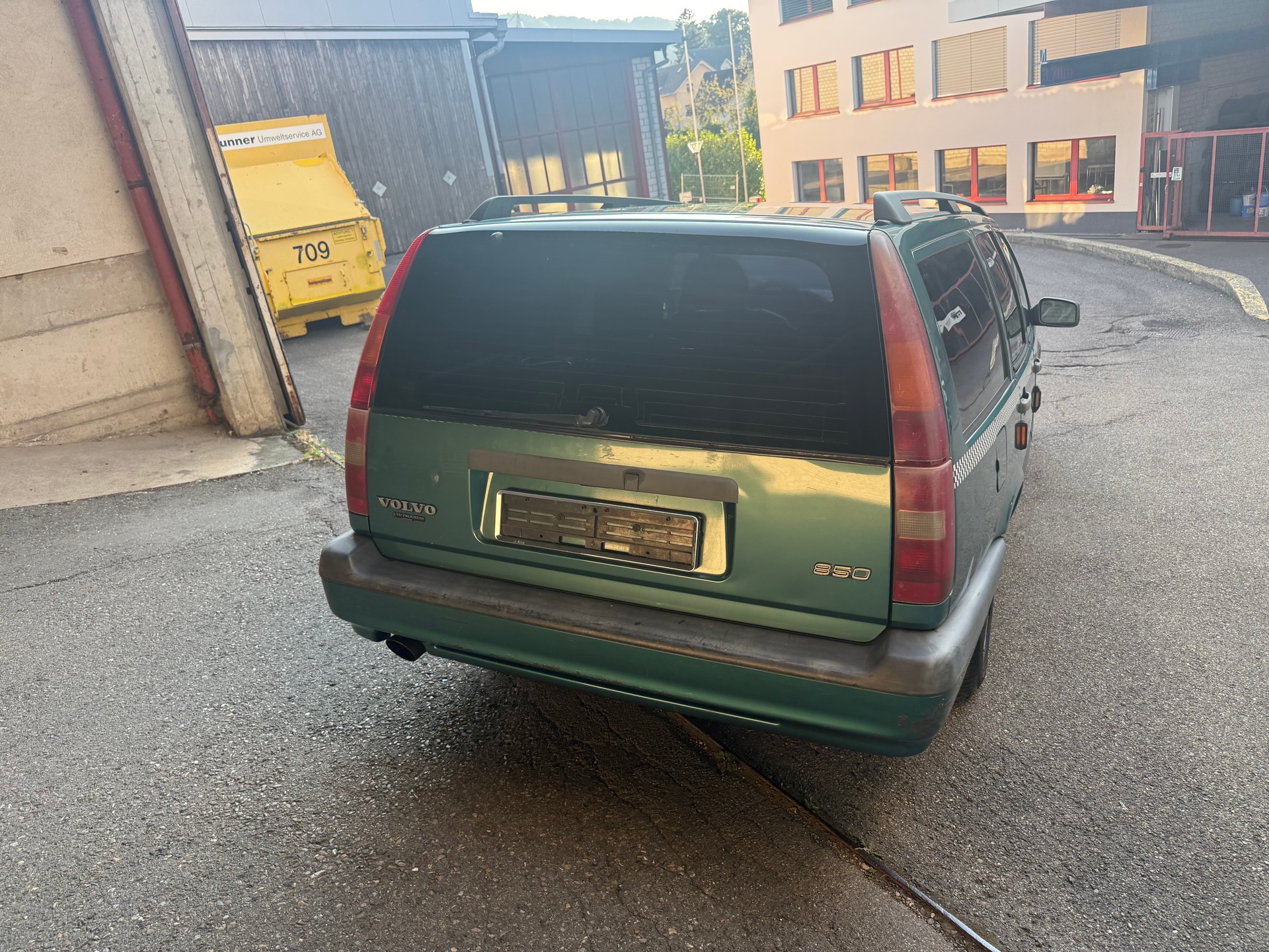 VOLVO 850 2.5-image-5