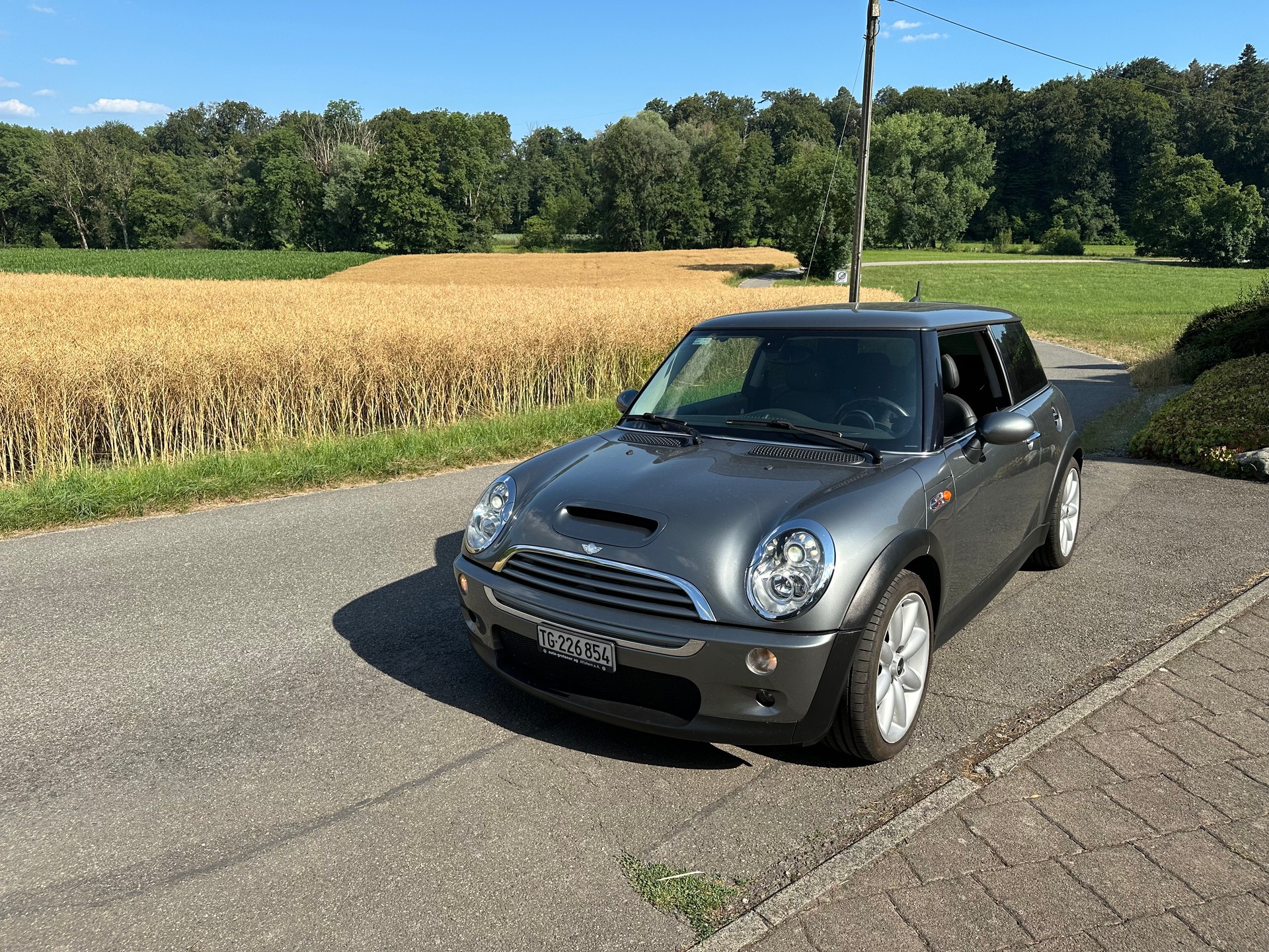 MINI 1.6i Cooper S-image-2