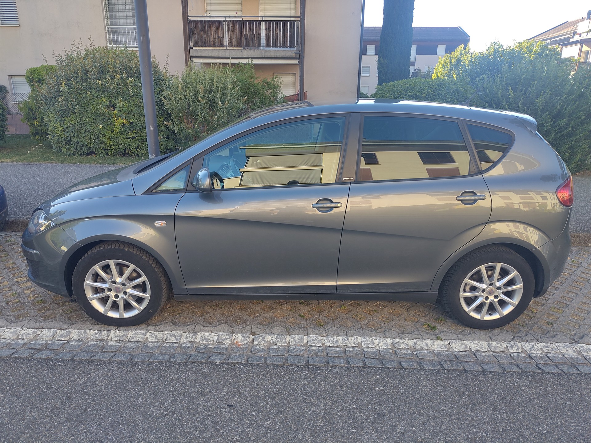 SEAT 1.4 TSI iTech-image-0