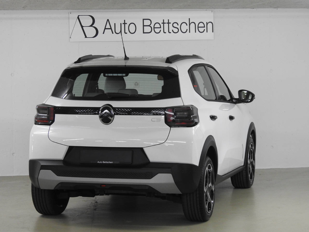 CITROEN C3 1.2 Hybrid Plus-image-6