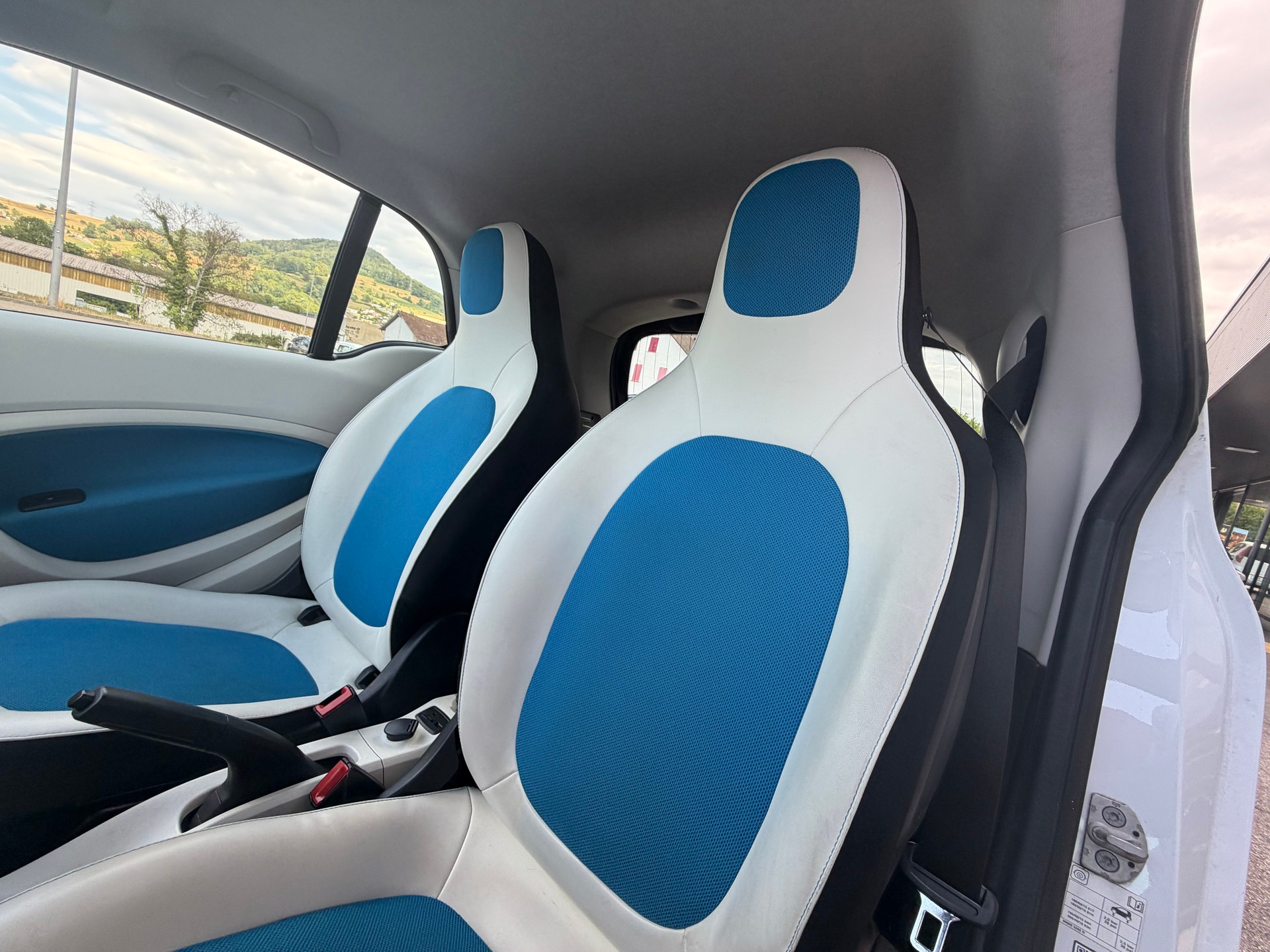 SMART Fortwo Coupé 0.9 Proxy-image-10
