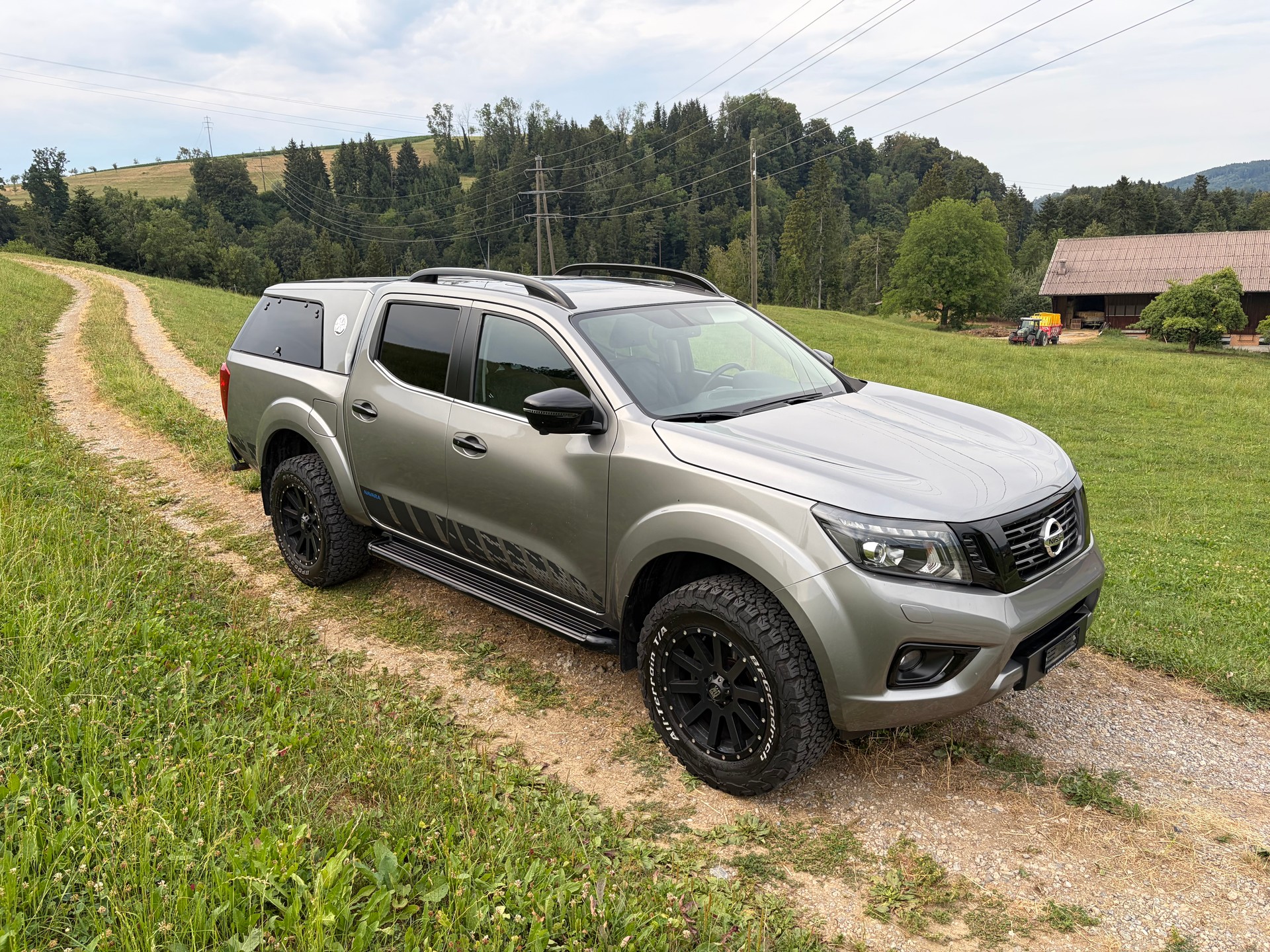NISSAN 2.3 dCi Double Cab N-Guard-image-0