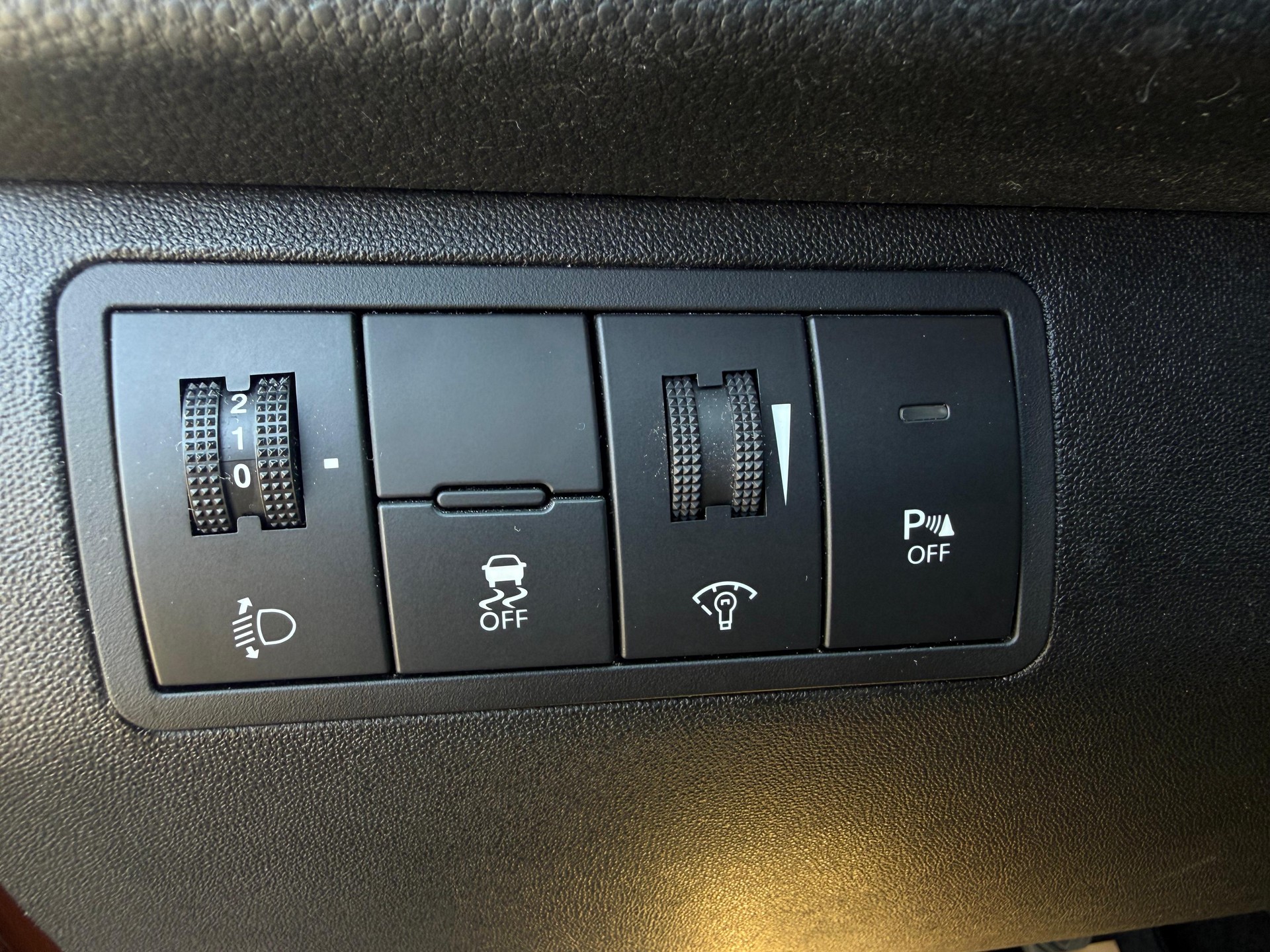 HYUNDAI iX20 1.6 Style-image-25