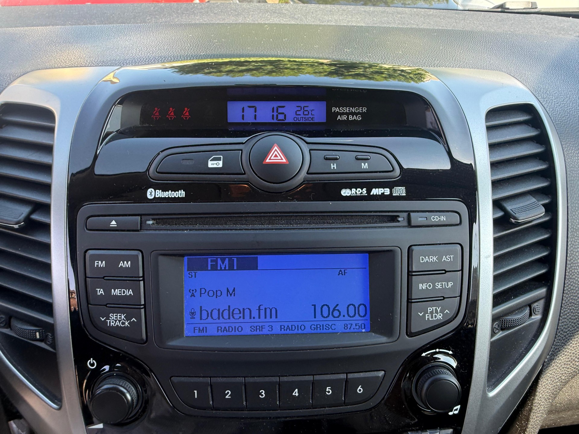 HYUNDAI iX20 1.6 Style-image-23