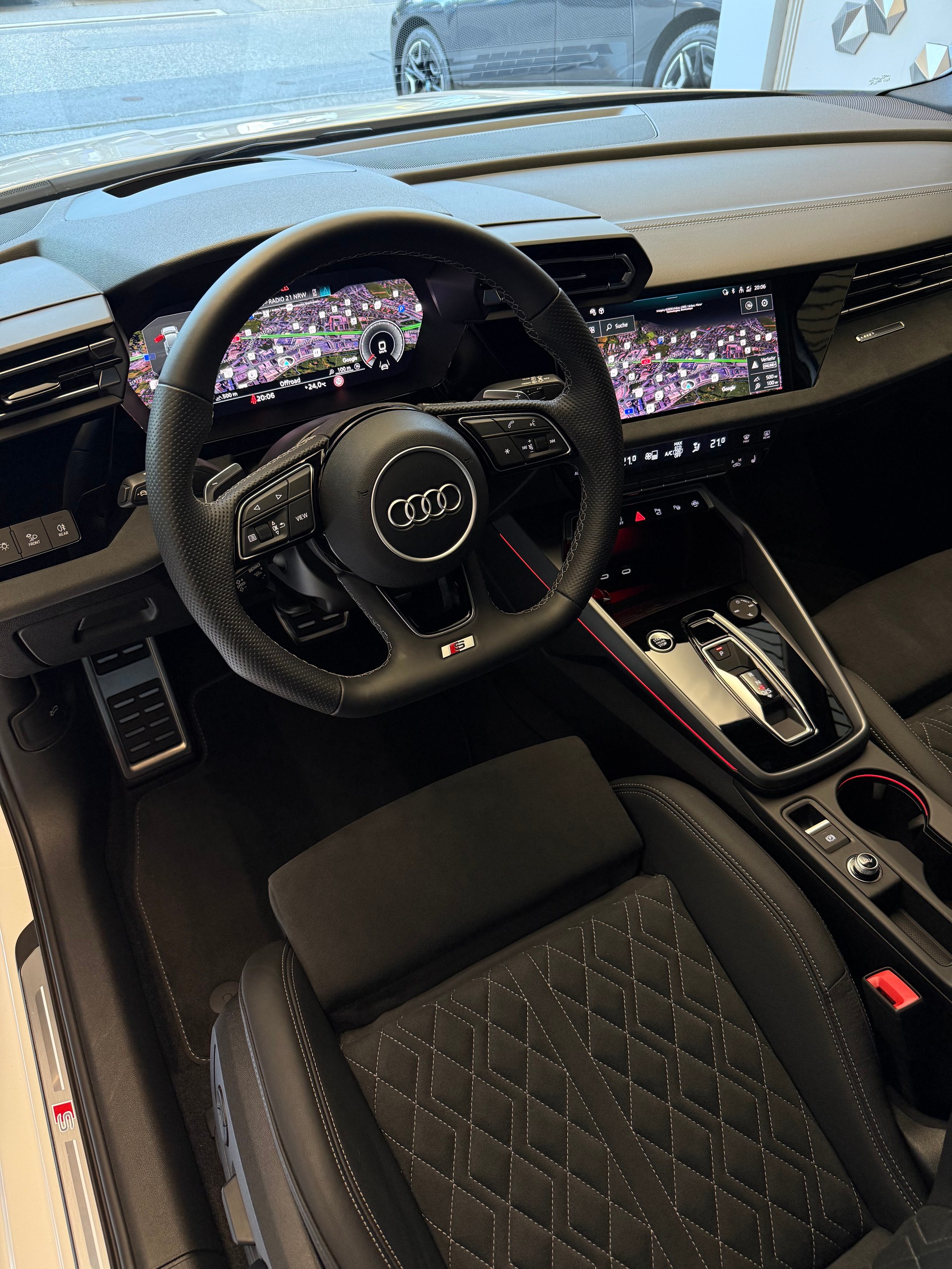 AUDI A3 allstreet 35 TFSI Attraction S-tronic-image-4
