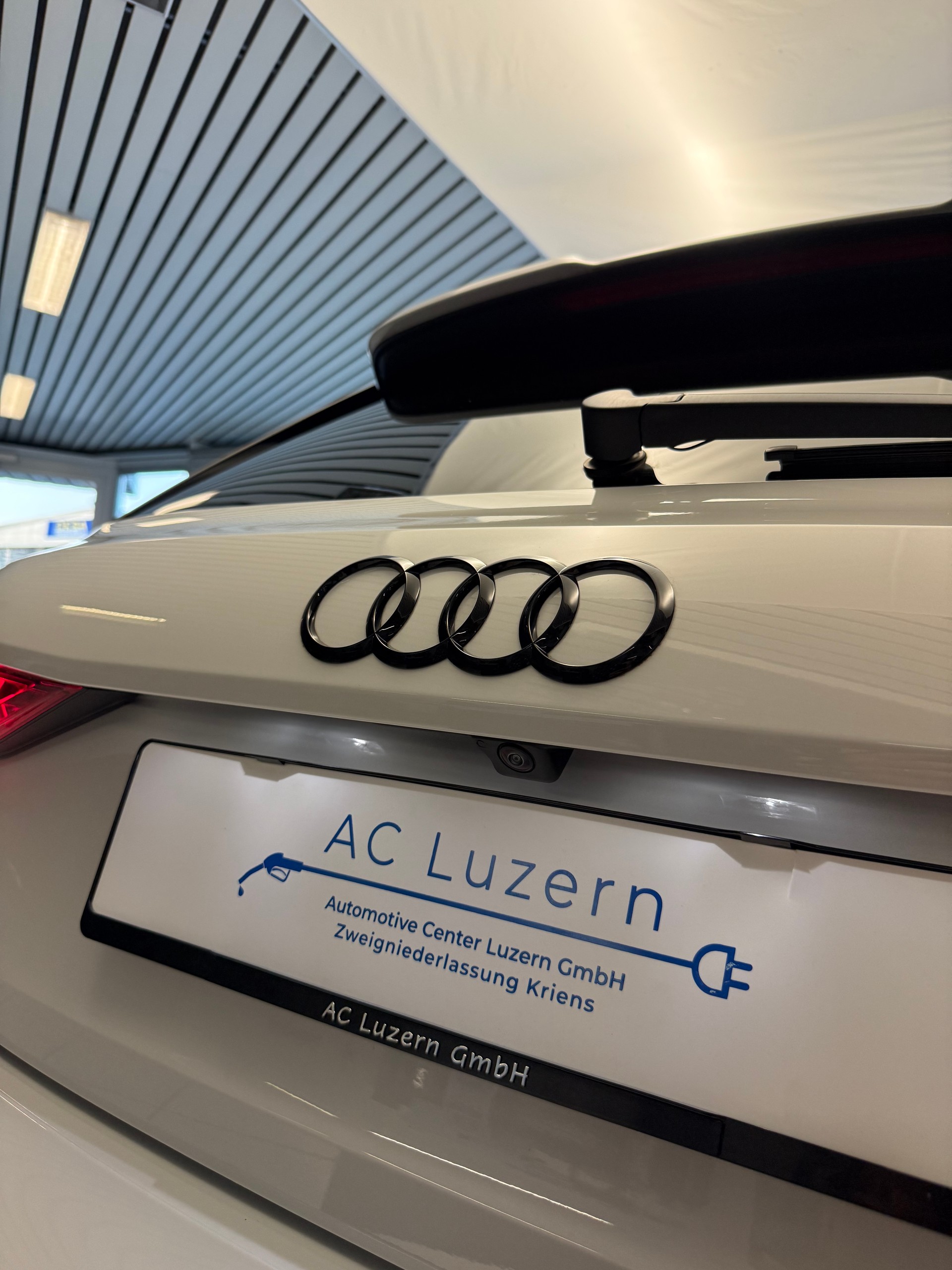 AUDI A3 allstreet 35 TFSI Attraction S-tronic-image-30