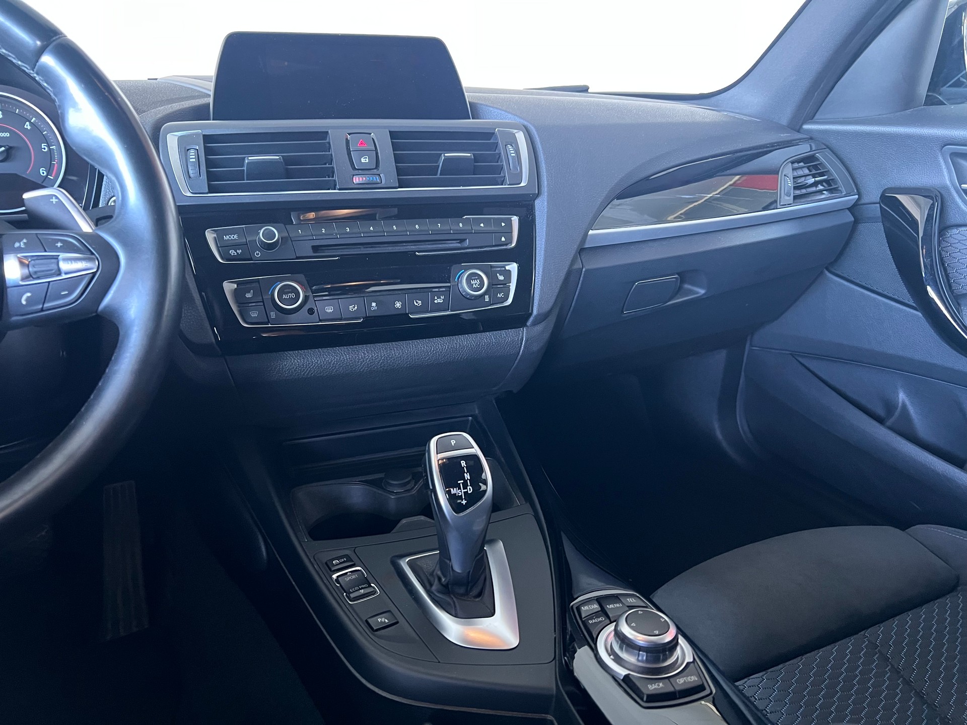 BMW 120d xDrive M Sport-image-18