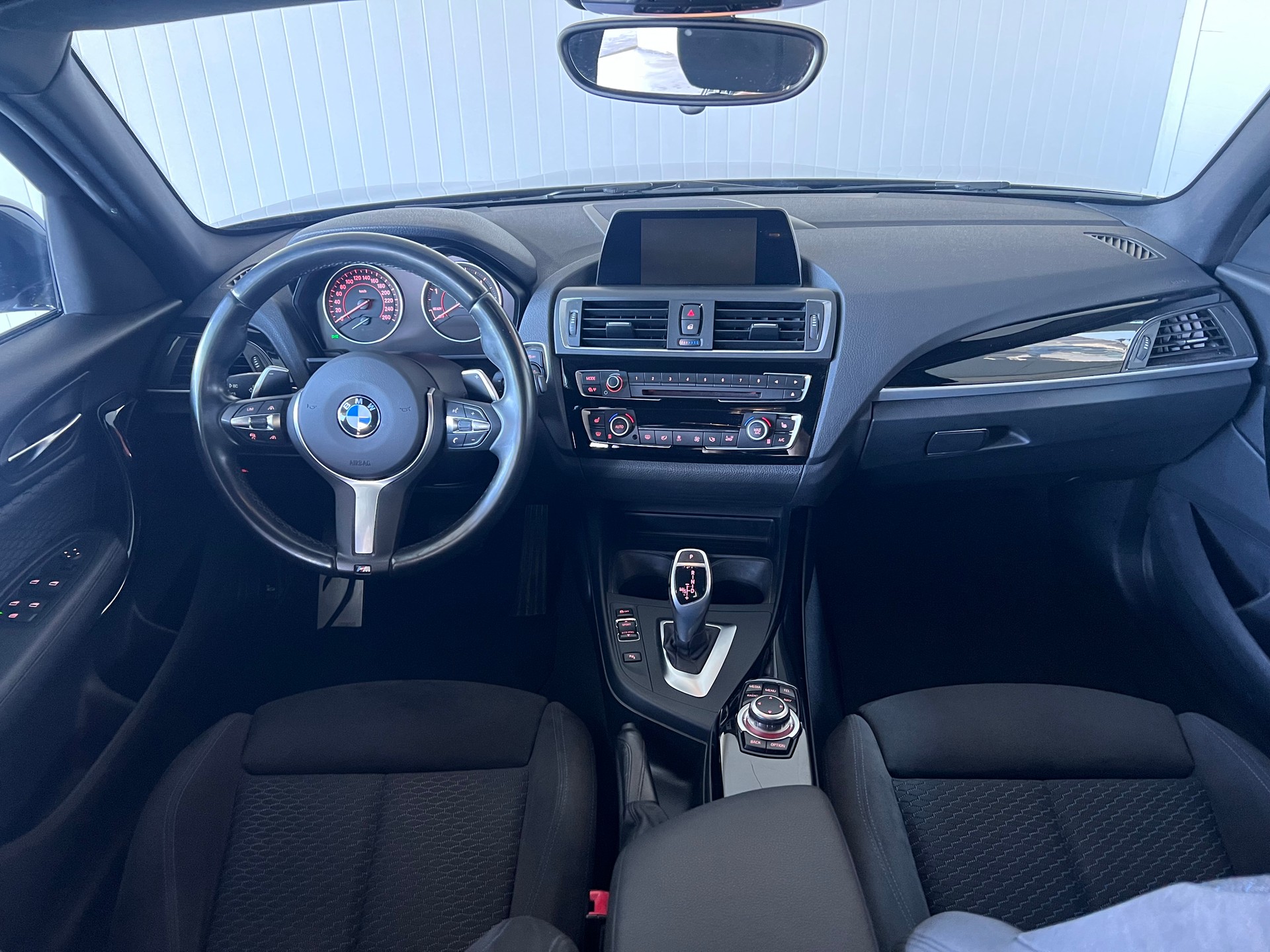 BMW 120d xDrive M Sport-image-16