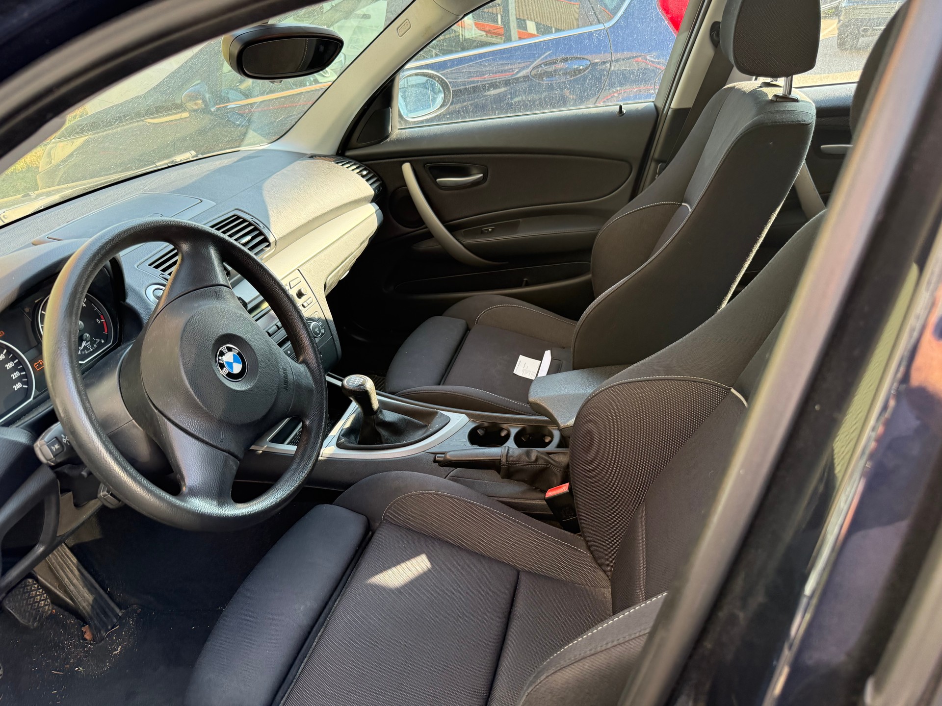BMW 118d-image-11