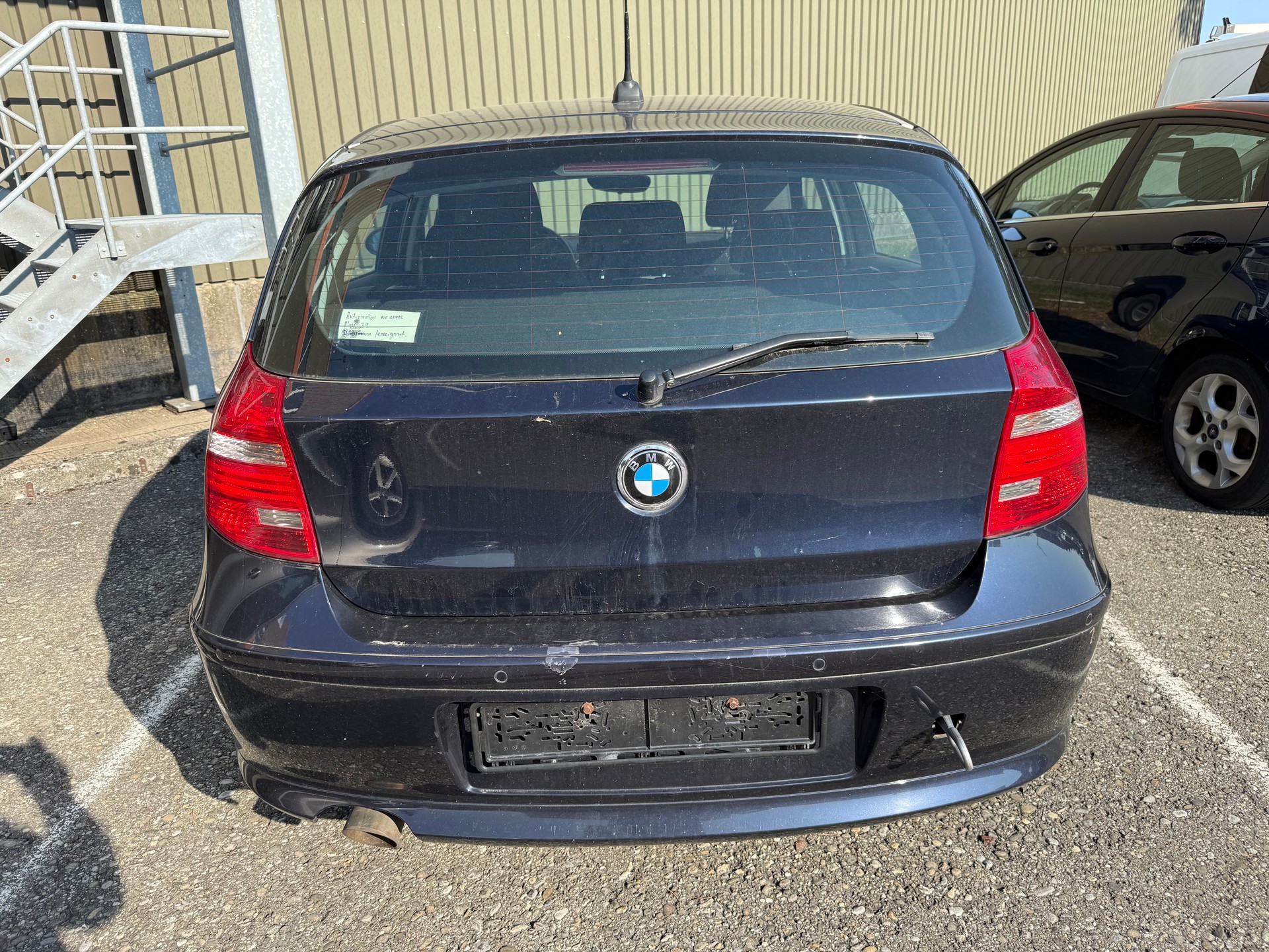 BMW 118d-image-2