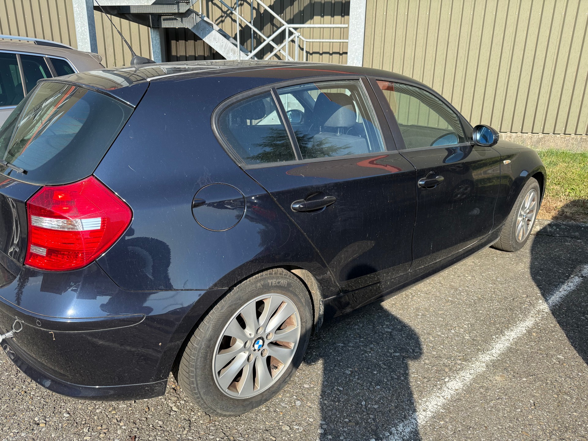 BMW 118d-image-8