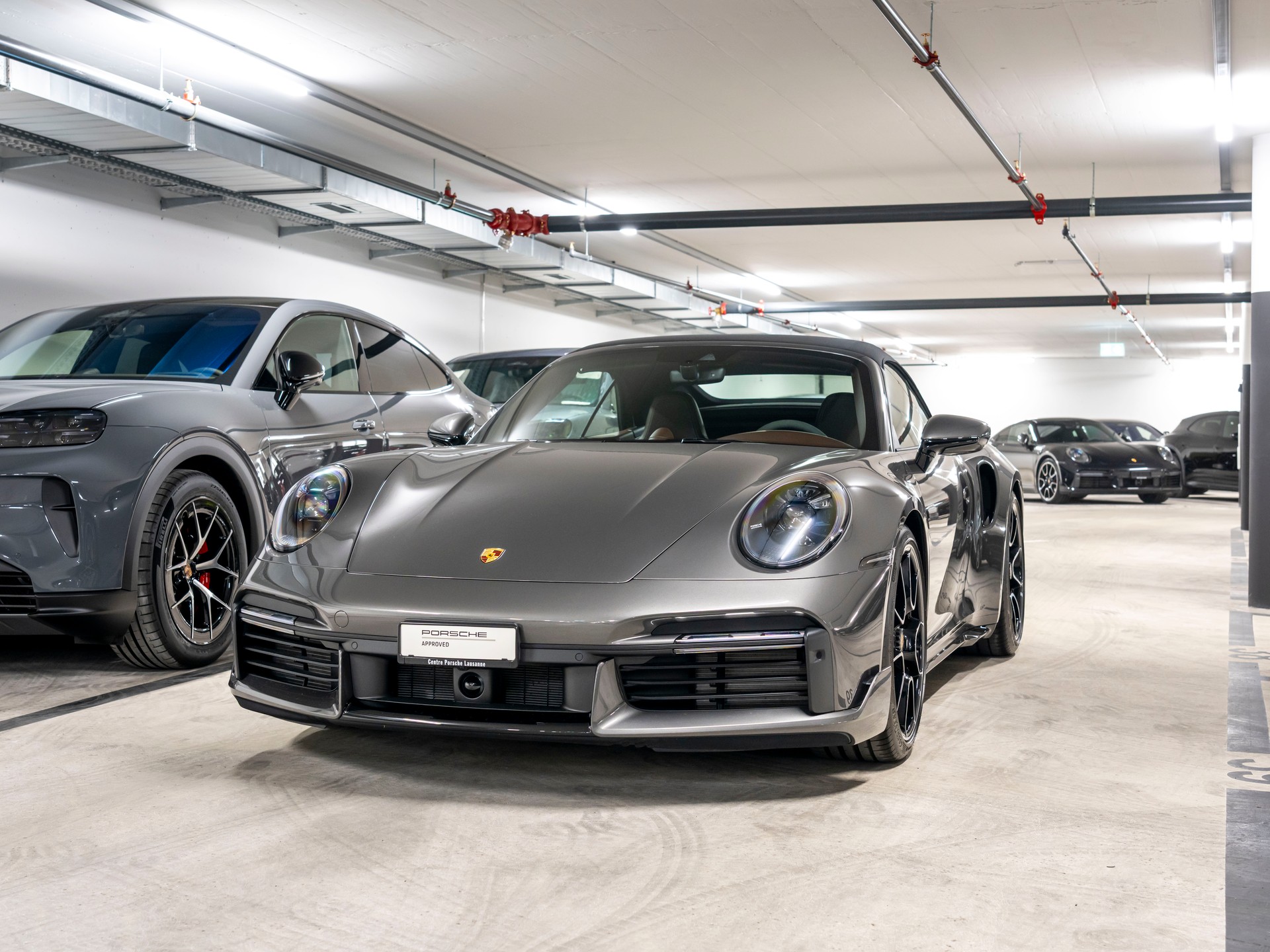 PORSCHE 911 Turbo S Cabriolet PDK-image-0