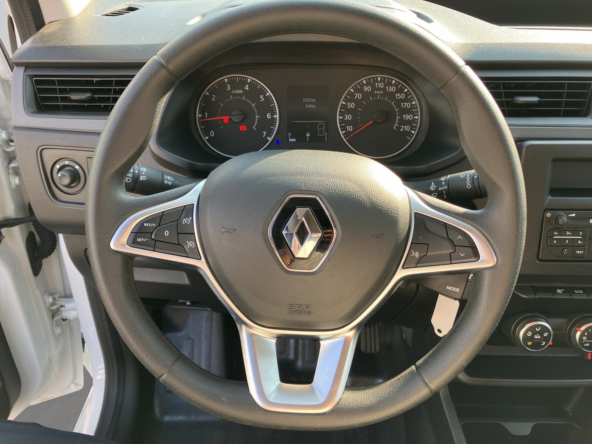 RENAULT Express 1.3TCe 100 PF Advance-image-9
