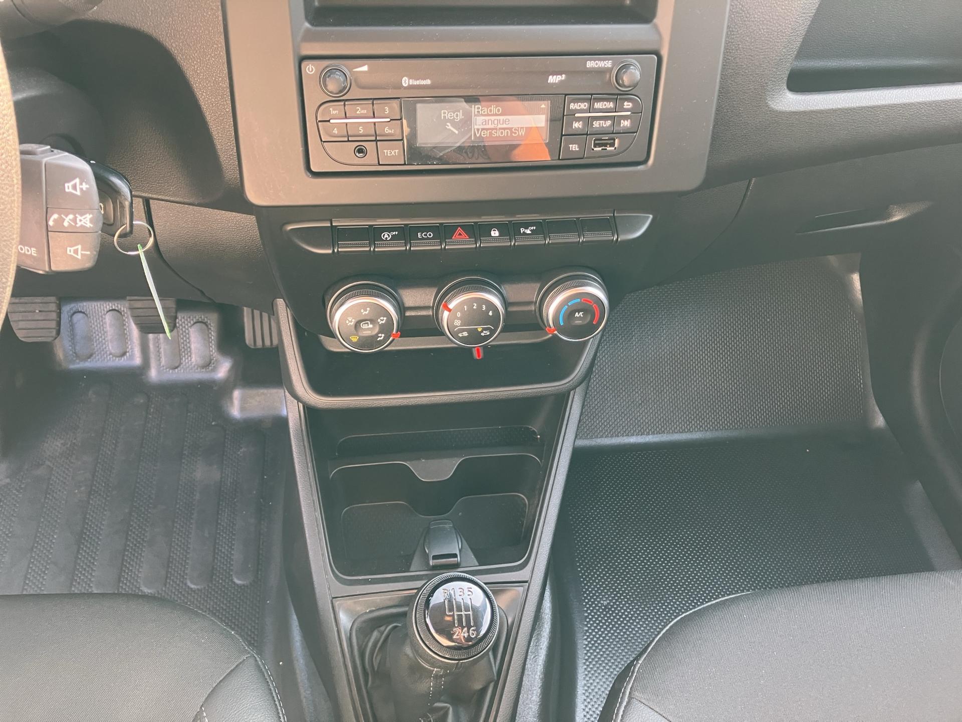 RENAULT Express 1.3TCe 100 PF Advance-image-11