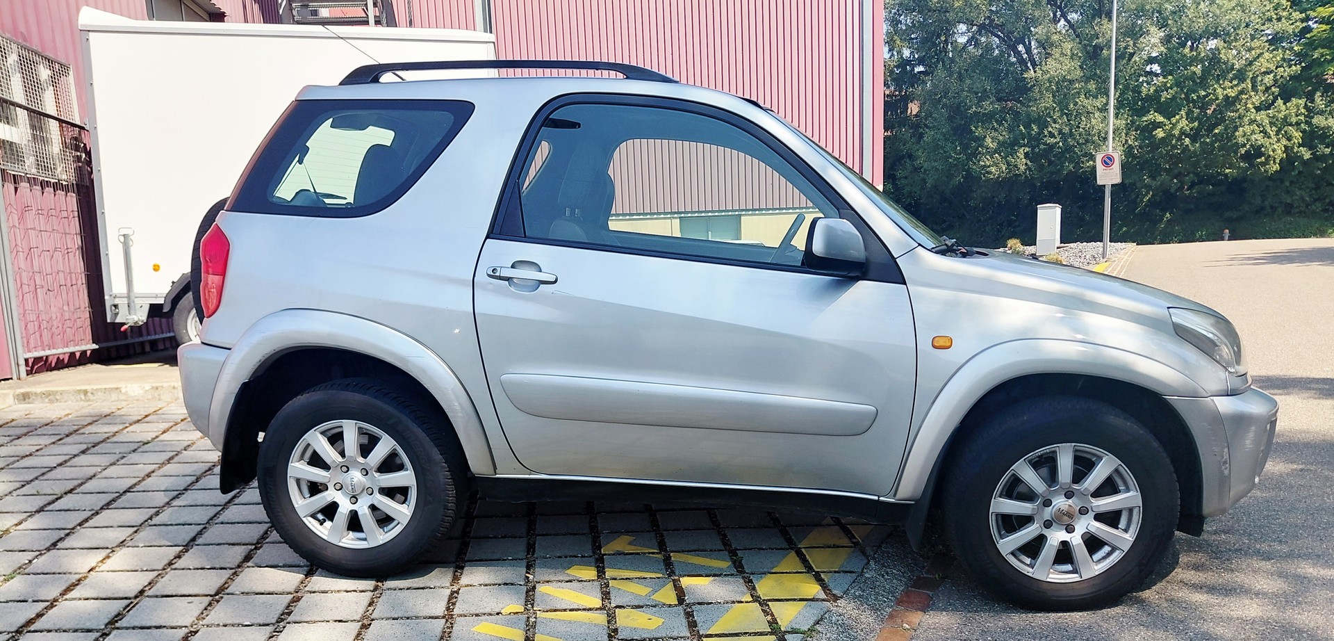TOYOTA RAV-4 2.0 16V Mountain-image-5