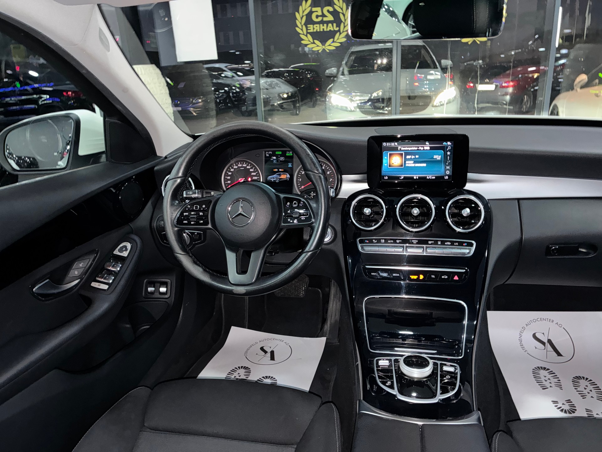 MERCEDES-BENZ C 300 e T-Modell Avantgarde 9G-Tronic-image-7