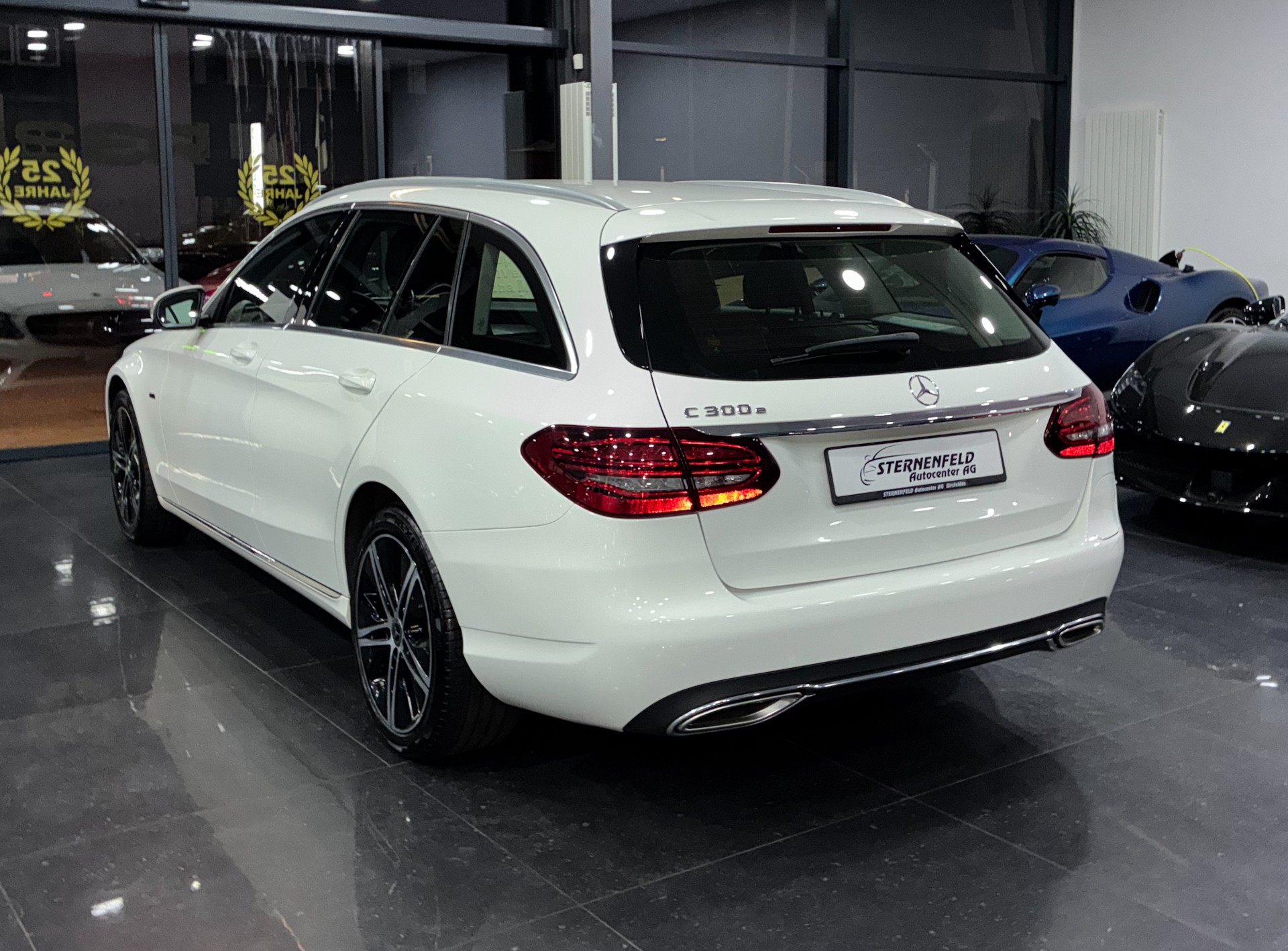 MERCEDES-BENZ C 300 e T-Modell Avantgarde 9G-Tronic-image-3