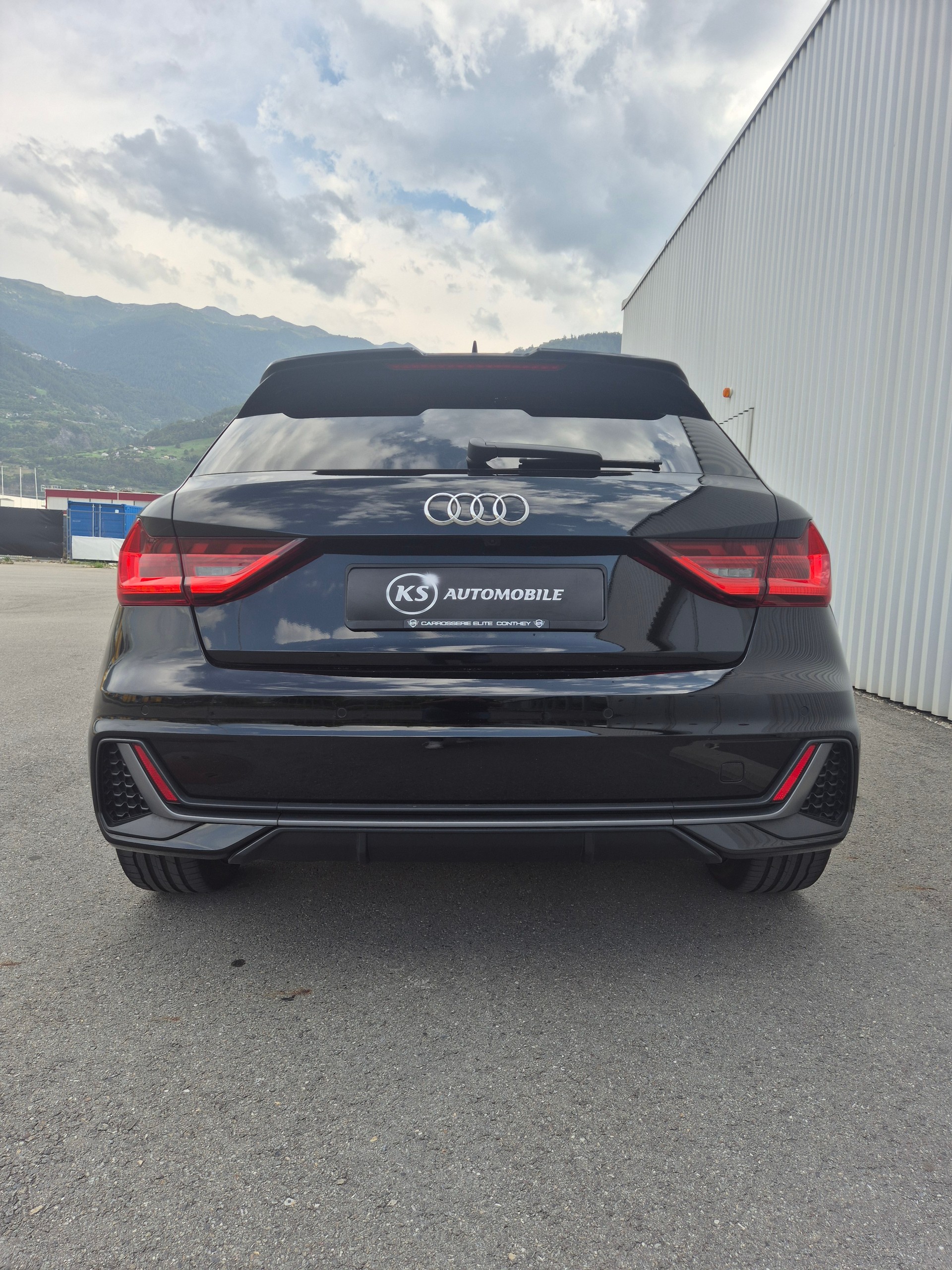 AUDI A1 Sportback 30 TFSI S Line S-tronic-image-10