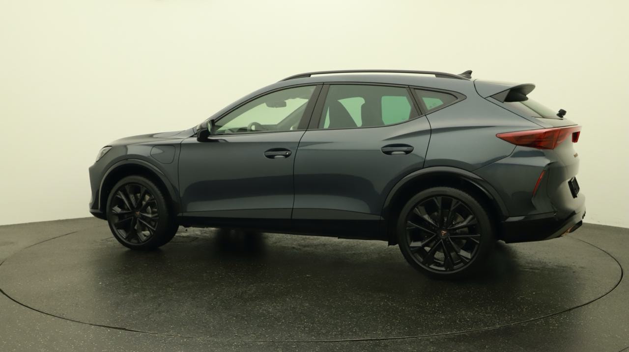 CUPRA Formentor 1.5 e-HYBRID pHEV VZ Black Edition-image-2