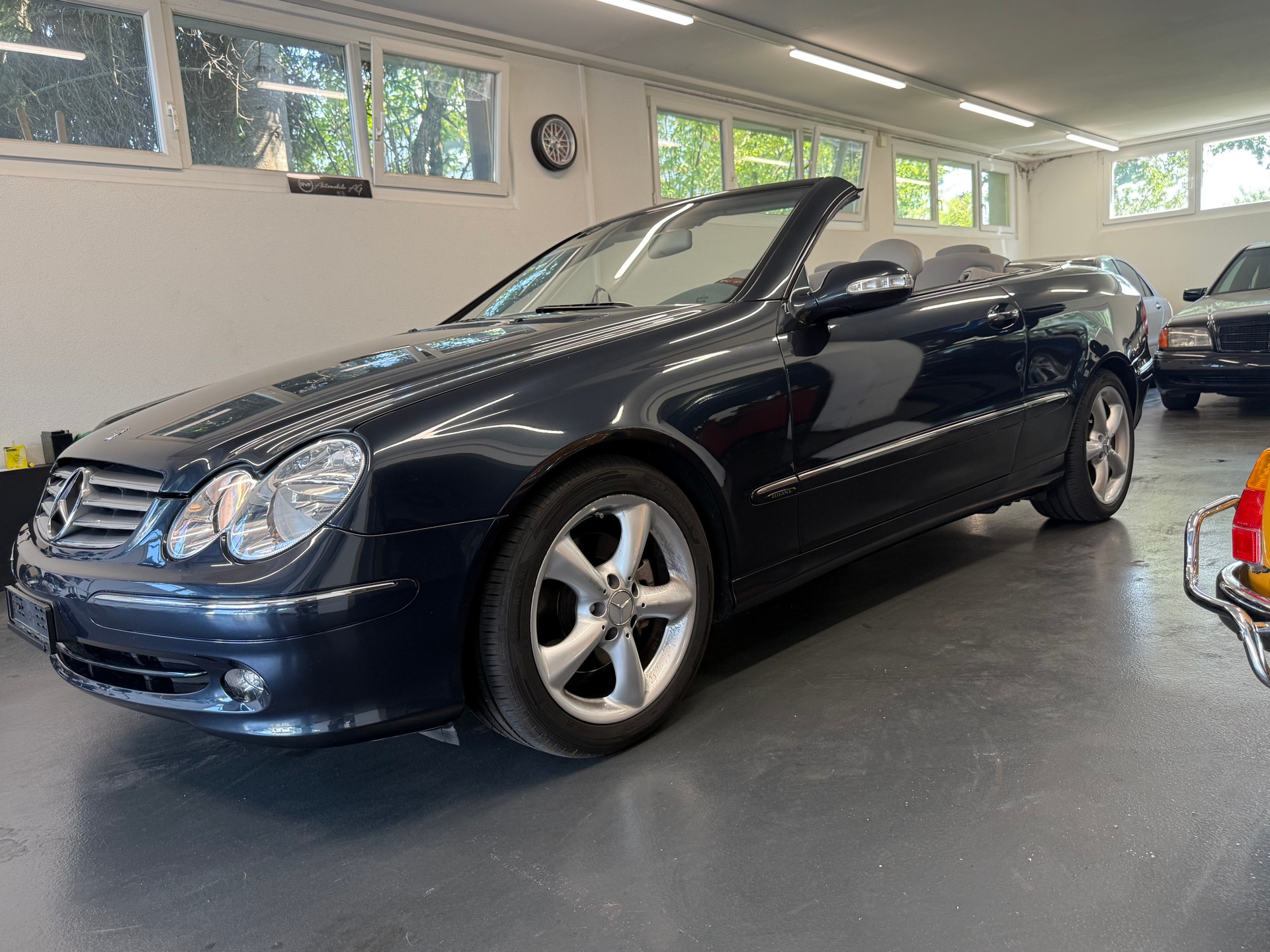 MERCEDES-BENZ CLK 320 Elégance Automatic-image-5