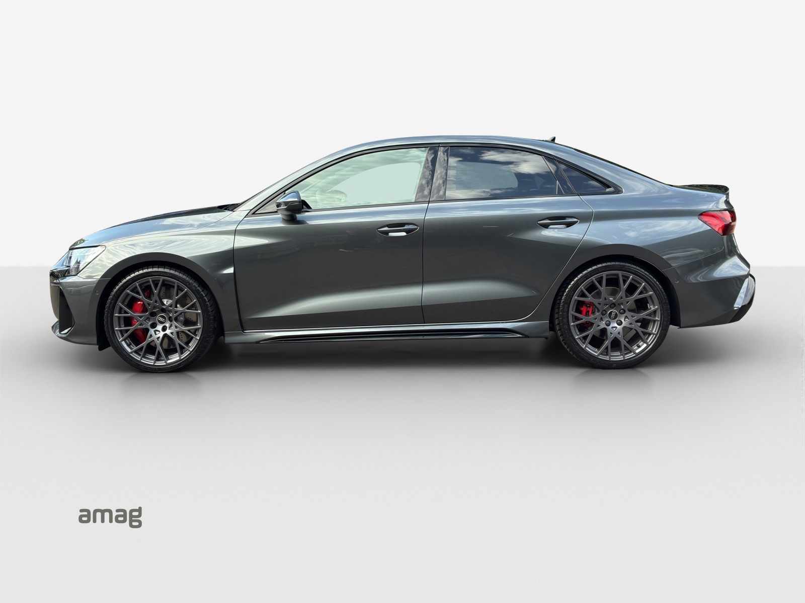 AUDI RS3 Limousine 2.5 TSI quattro S-tronic-image-1