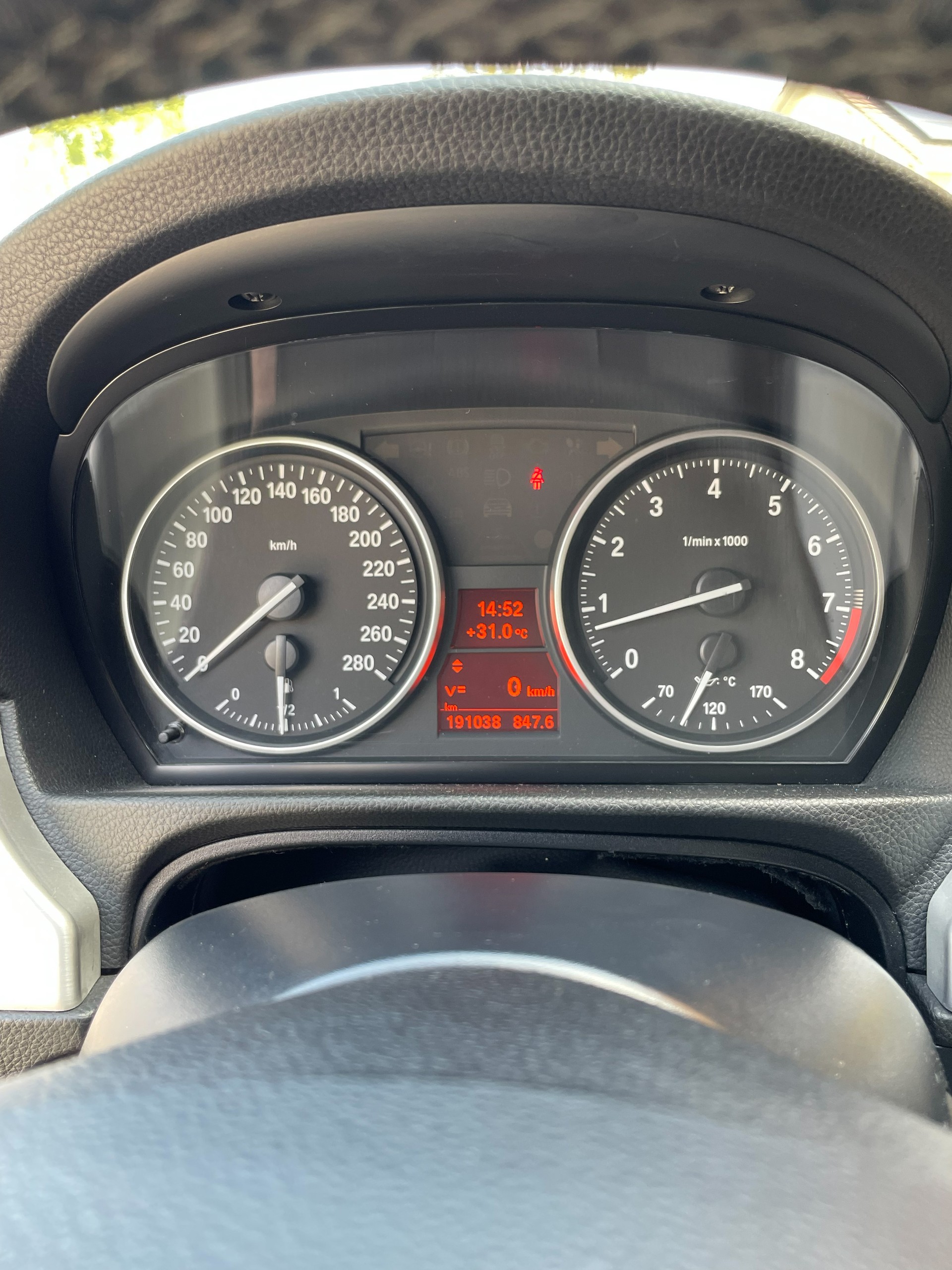 BMW 335i xDrive-image-7