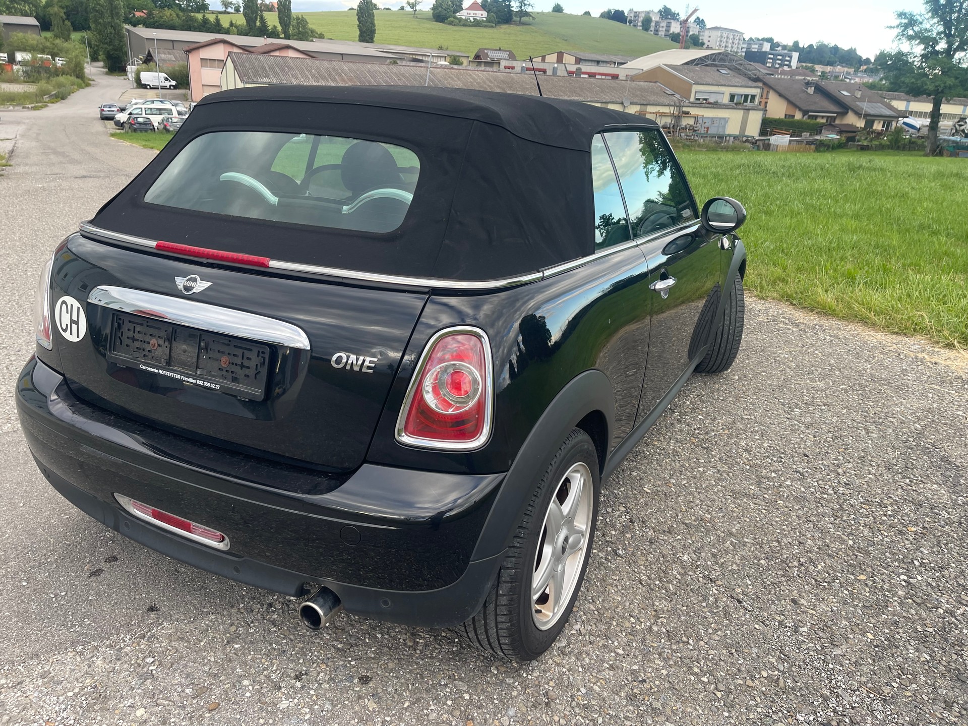 MINI One Cabriolet-image-11