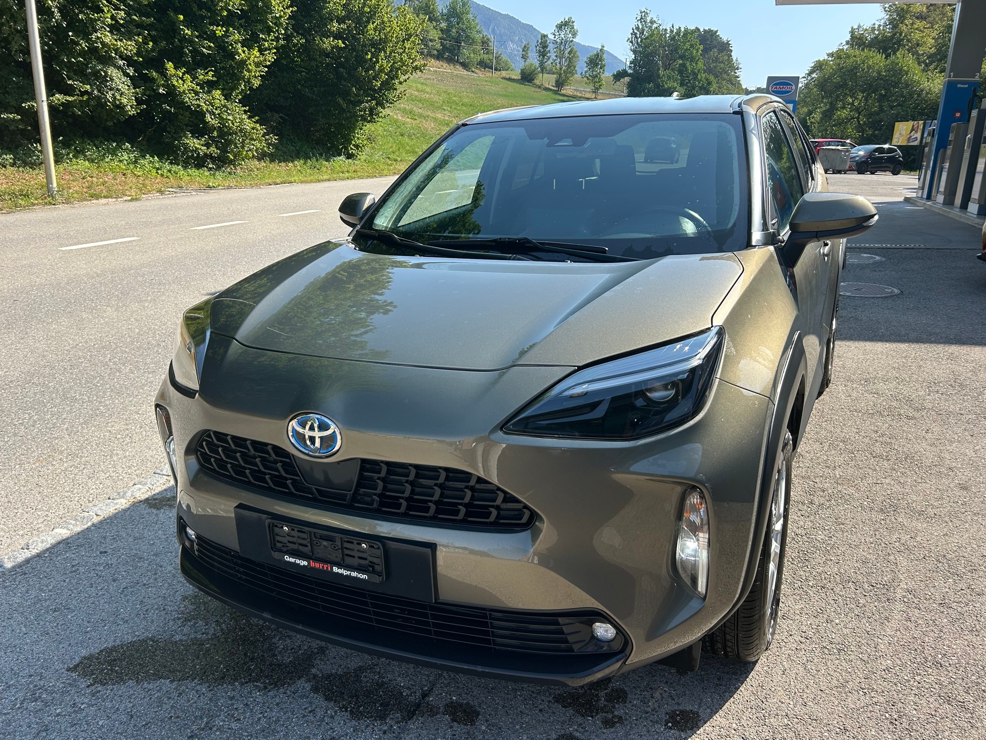 TOYOTA Yaris Cross 1.5 Comfort e-CVT AWDi-image-2