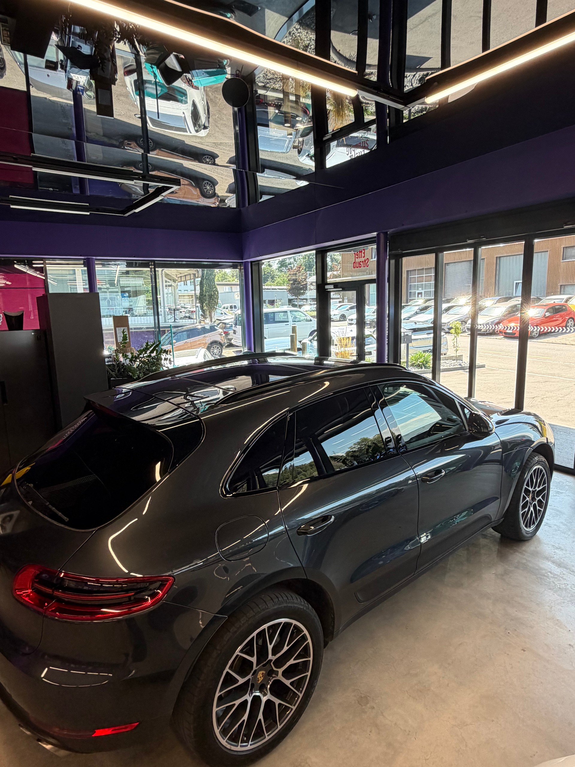 PORSCHE Macan S PDK-image-12