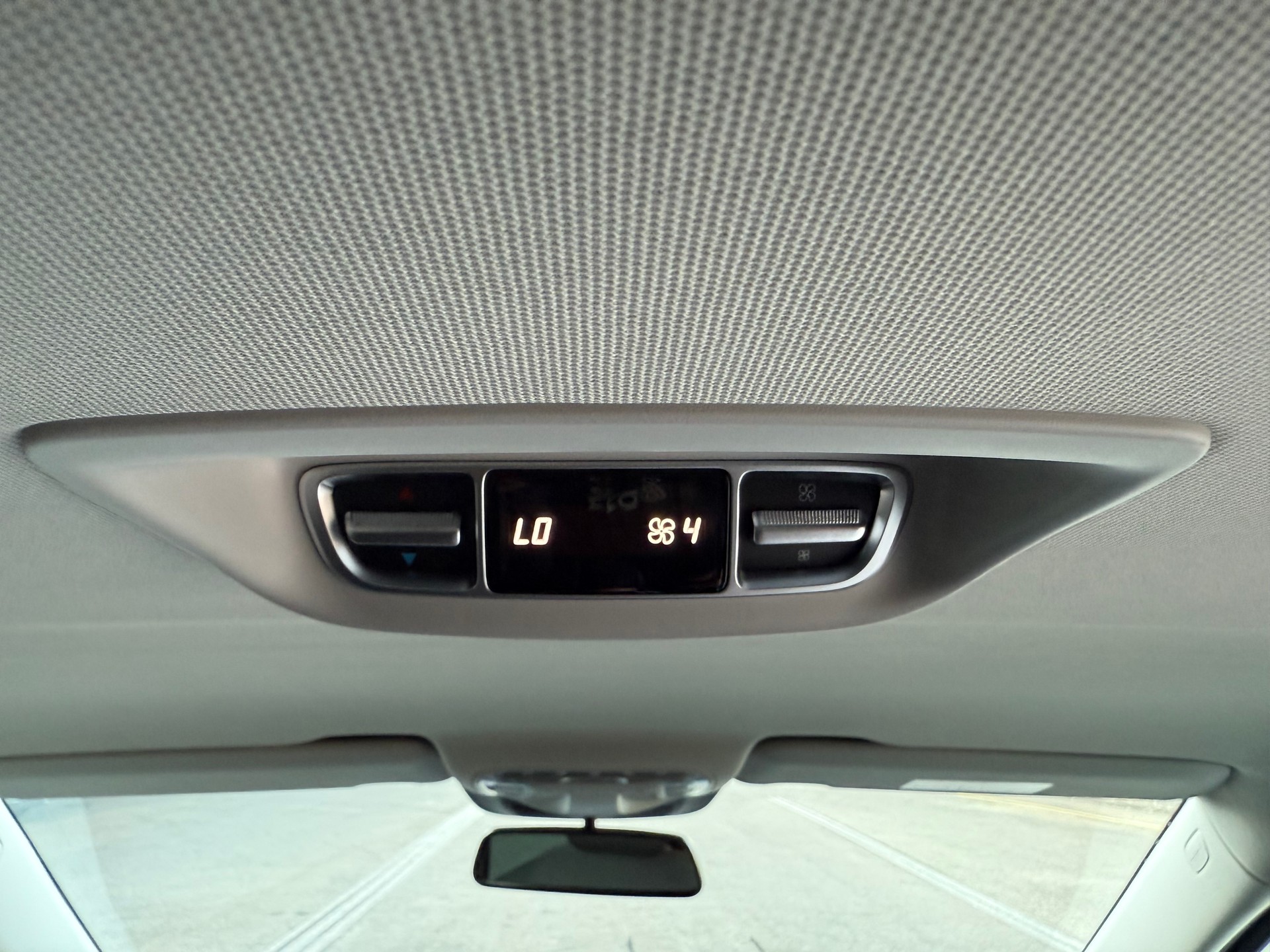 MERCEDES-BENZ V 220 d kompakt 9G-Tronic 6 Plätze-image-9