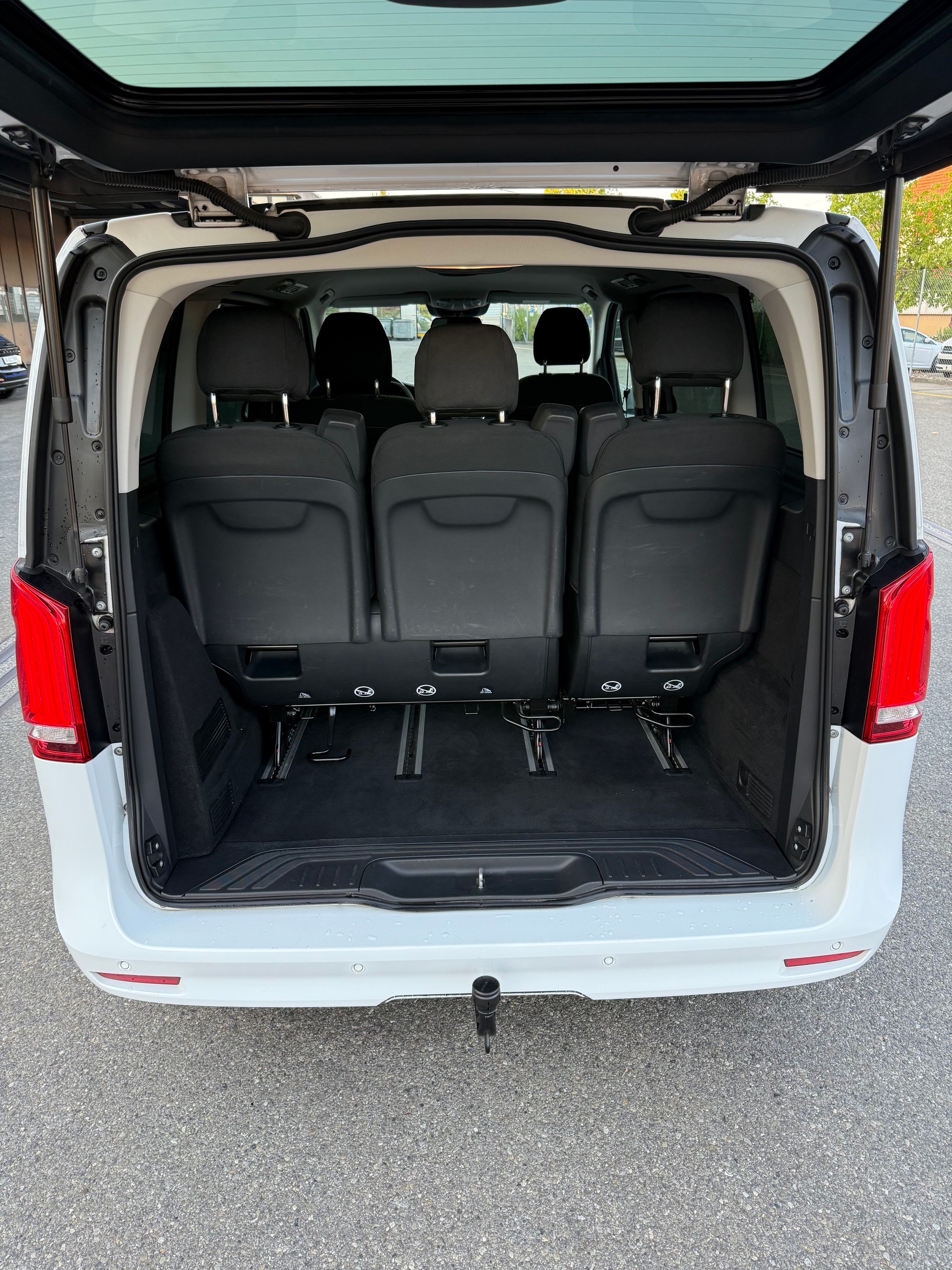 MERCEDES-BENZ V 220 d kompakt 9G-Tronic 6 Plätze-image-5