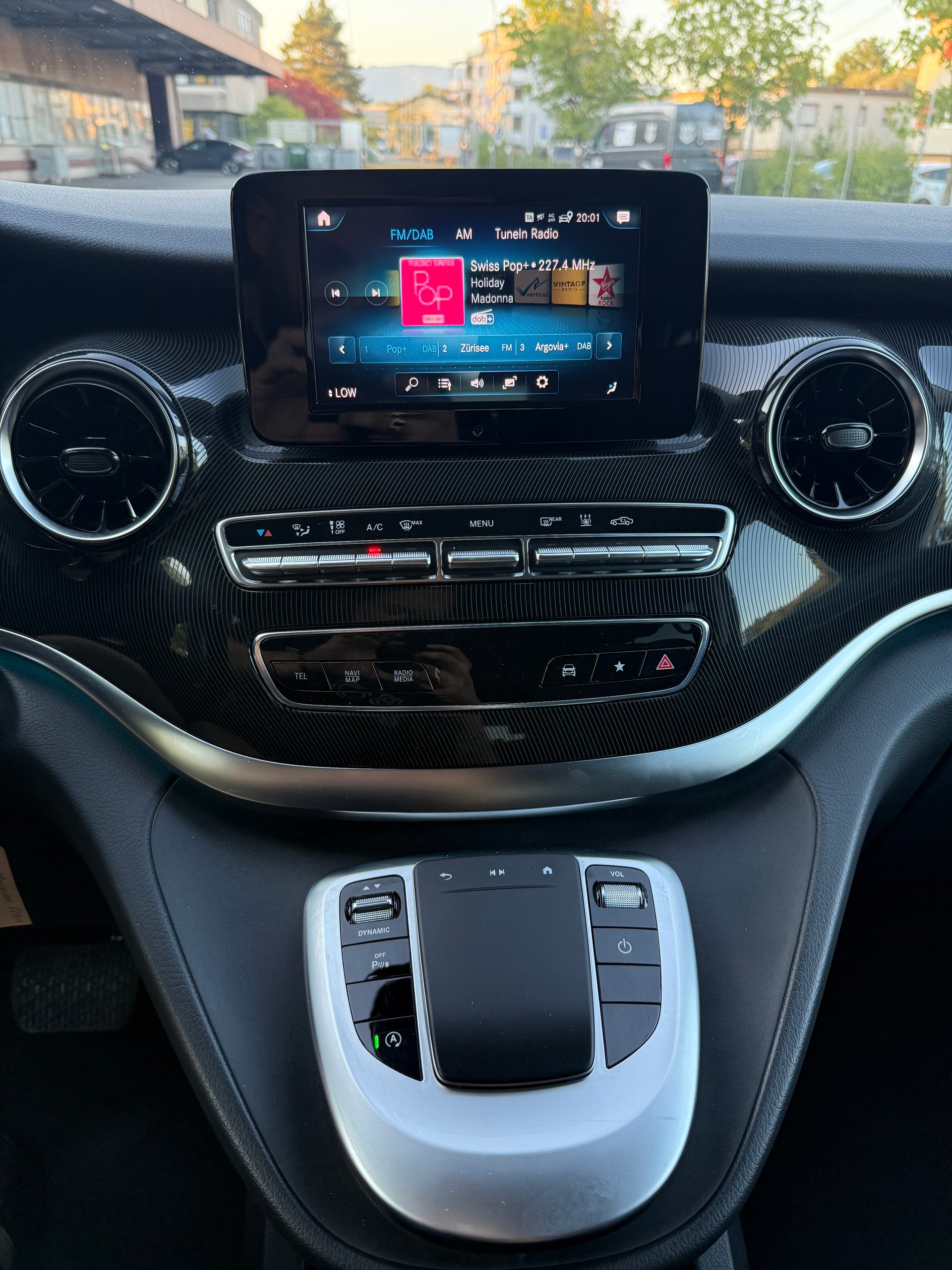 MERCEDES-BENZ V 220 d kompakt 9G-Tronic 6 Plätze-image-12