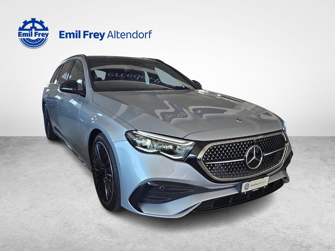 MERCEDES-BENZ E 220 d 4MATIC T-Modell AMG Line-image-6