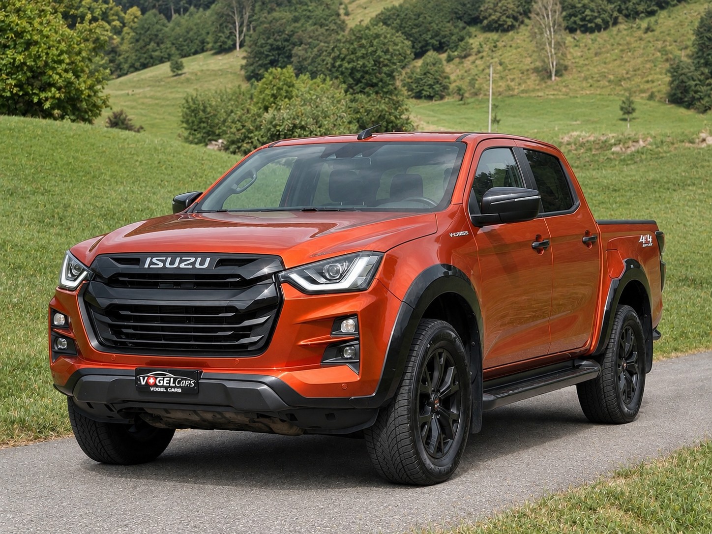 ISUZU D-MAX 1.9 CrewCab N60FF V-Cross 4x4 AT-image-5
