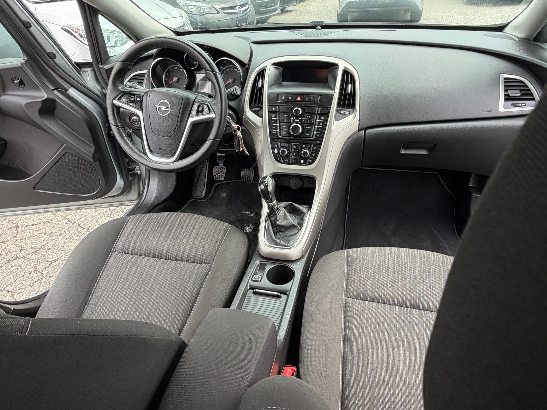 OPEL Astra 1.4i 16V Turbo Enjoy-image-9
