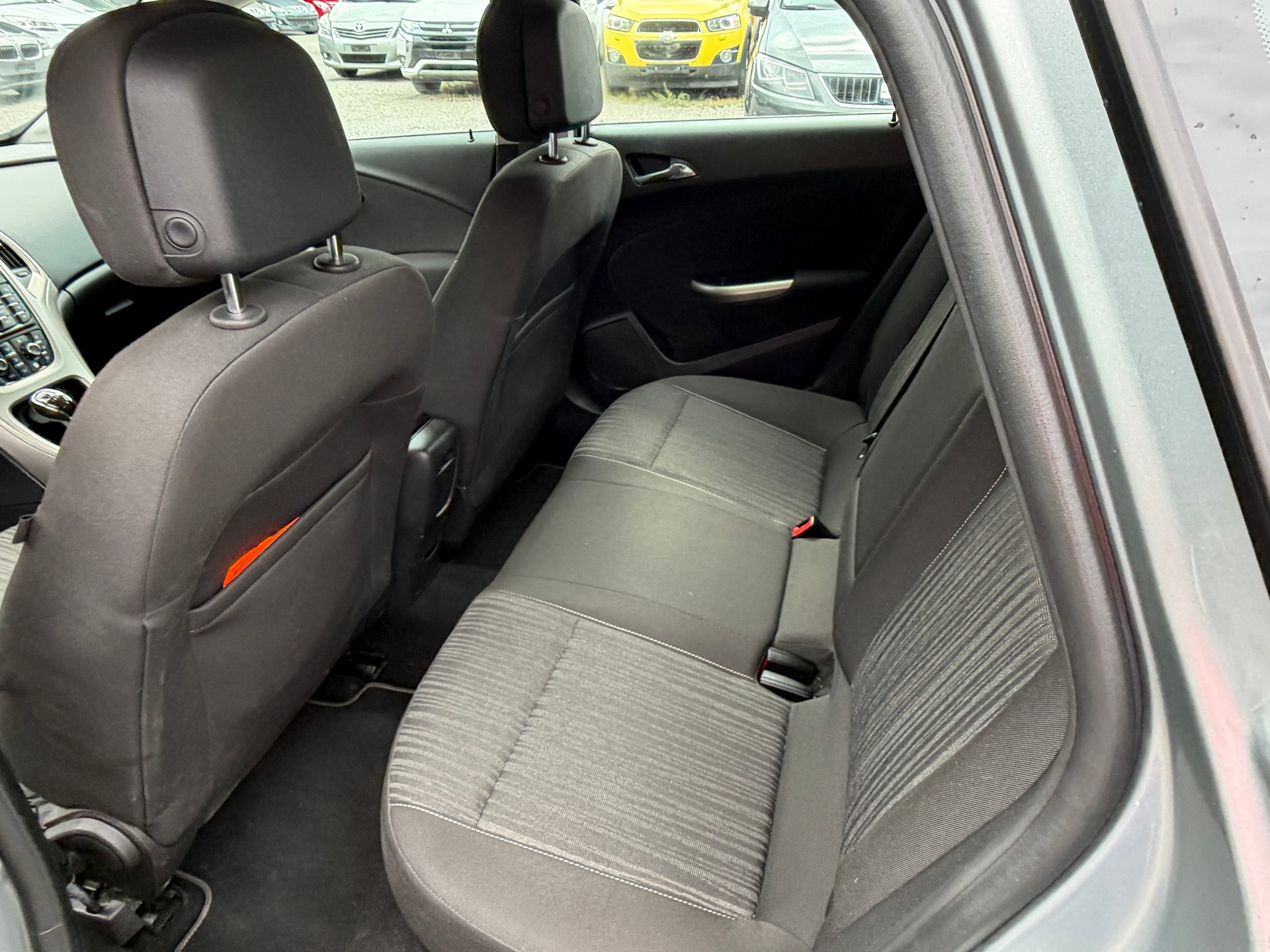 OPEL Astra 1.4i 16V Turbo Enjoy-image-6
