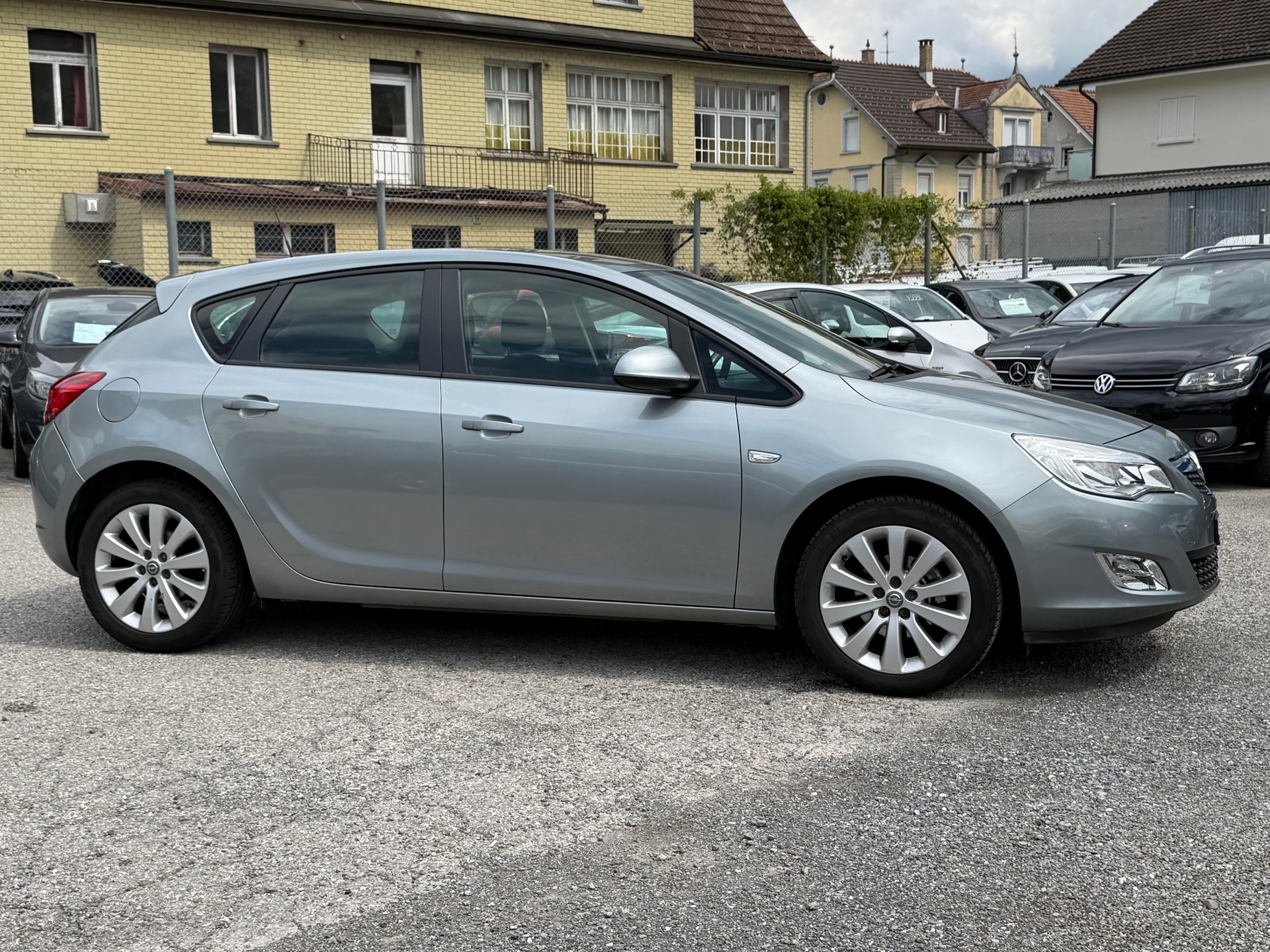 OPEL Astra 1.4i 16V Turbo Enjoy-image-2