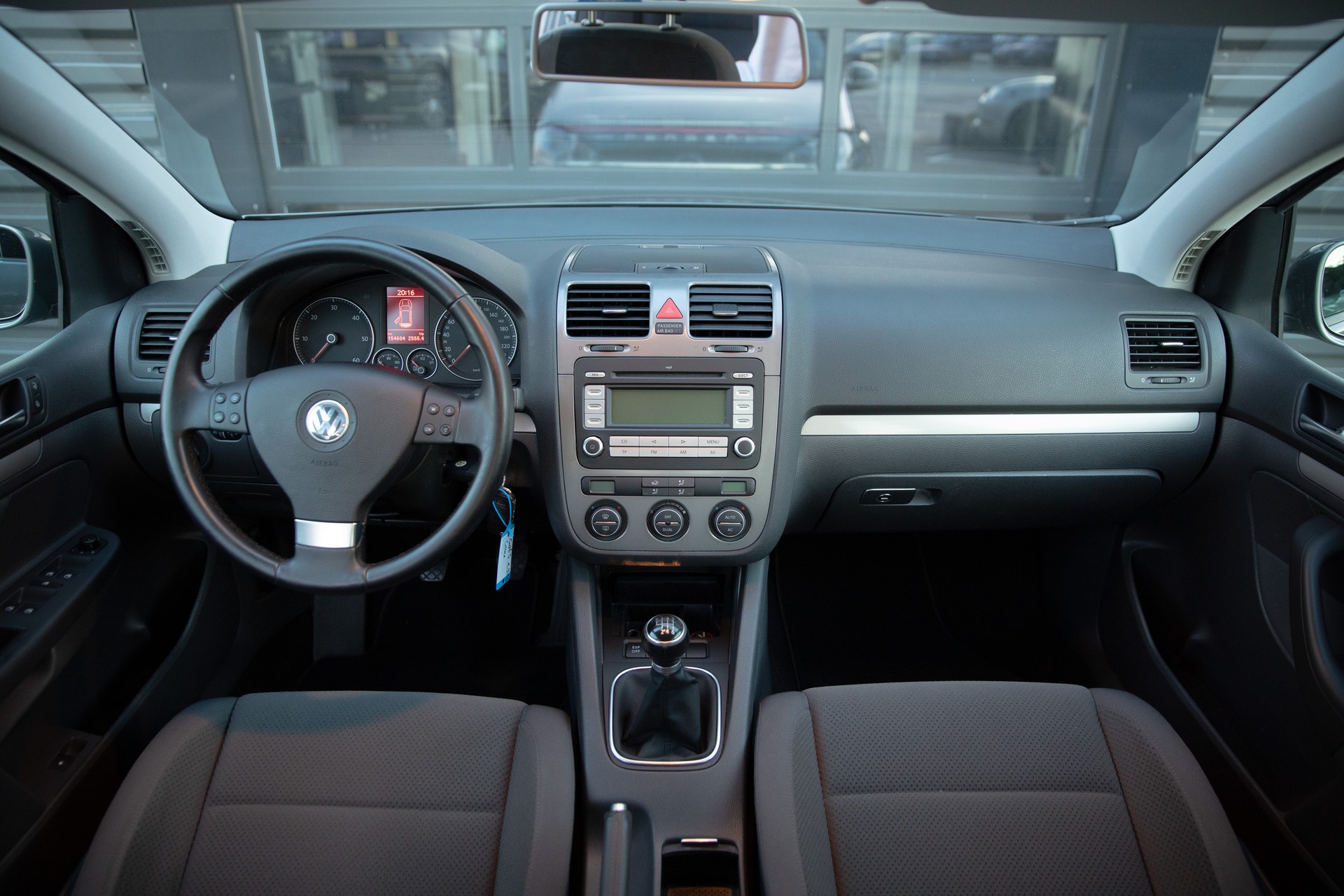VW Golf 1.9 TDI Comfortline-image-9