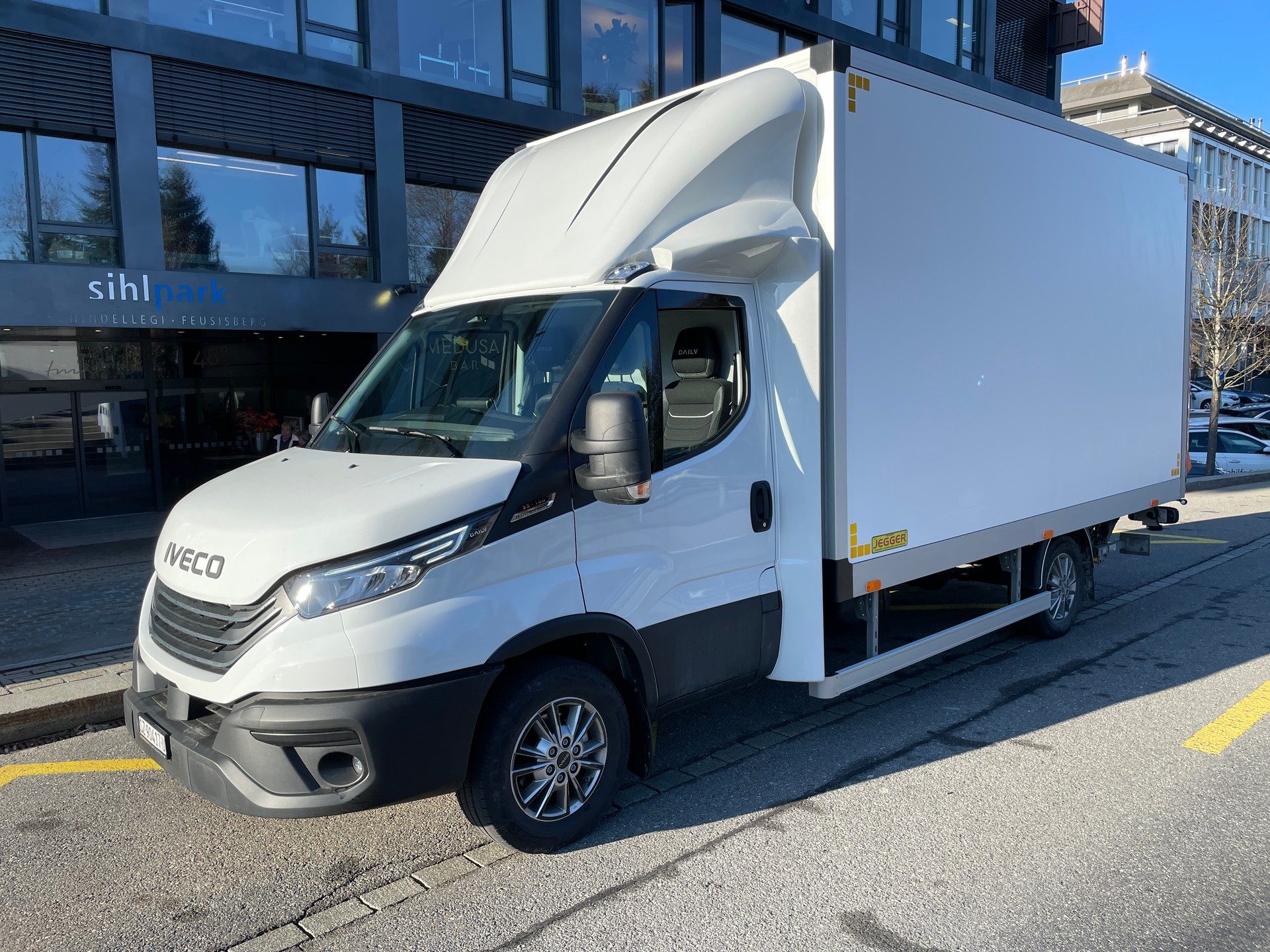 IVECO Daily 35 S 18H A8 für Durchlader einsetzbar