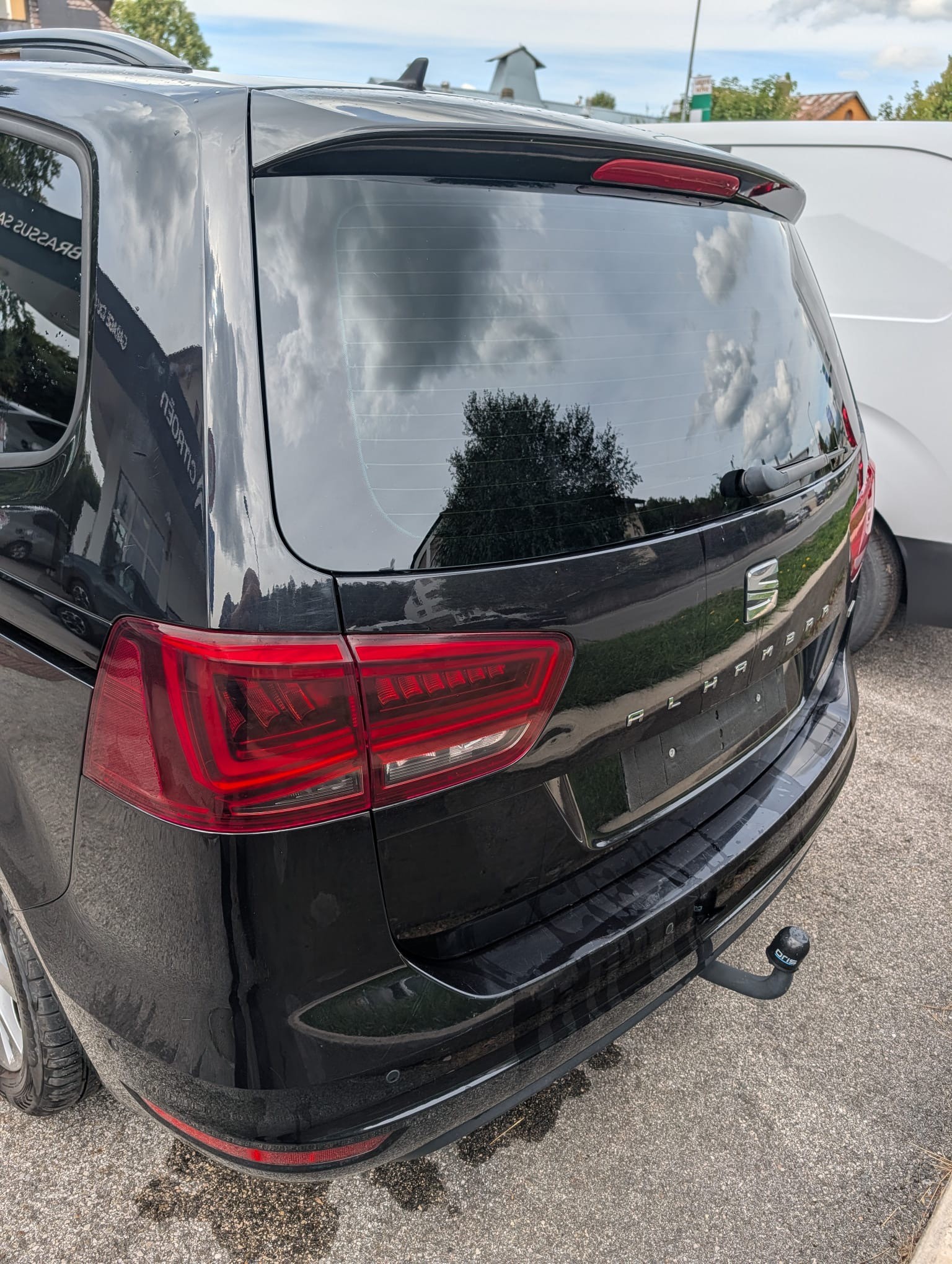 SEAT Alhambra 2.0 TDI Reference 4Drive-image-2