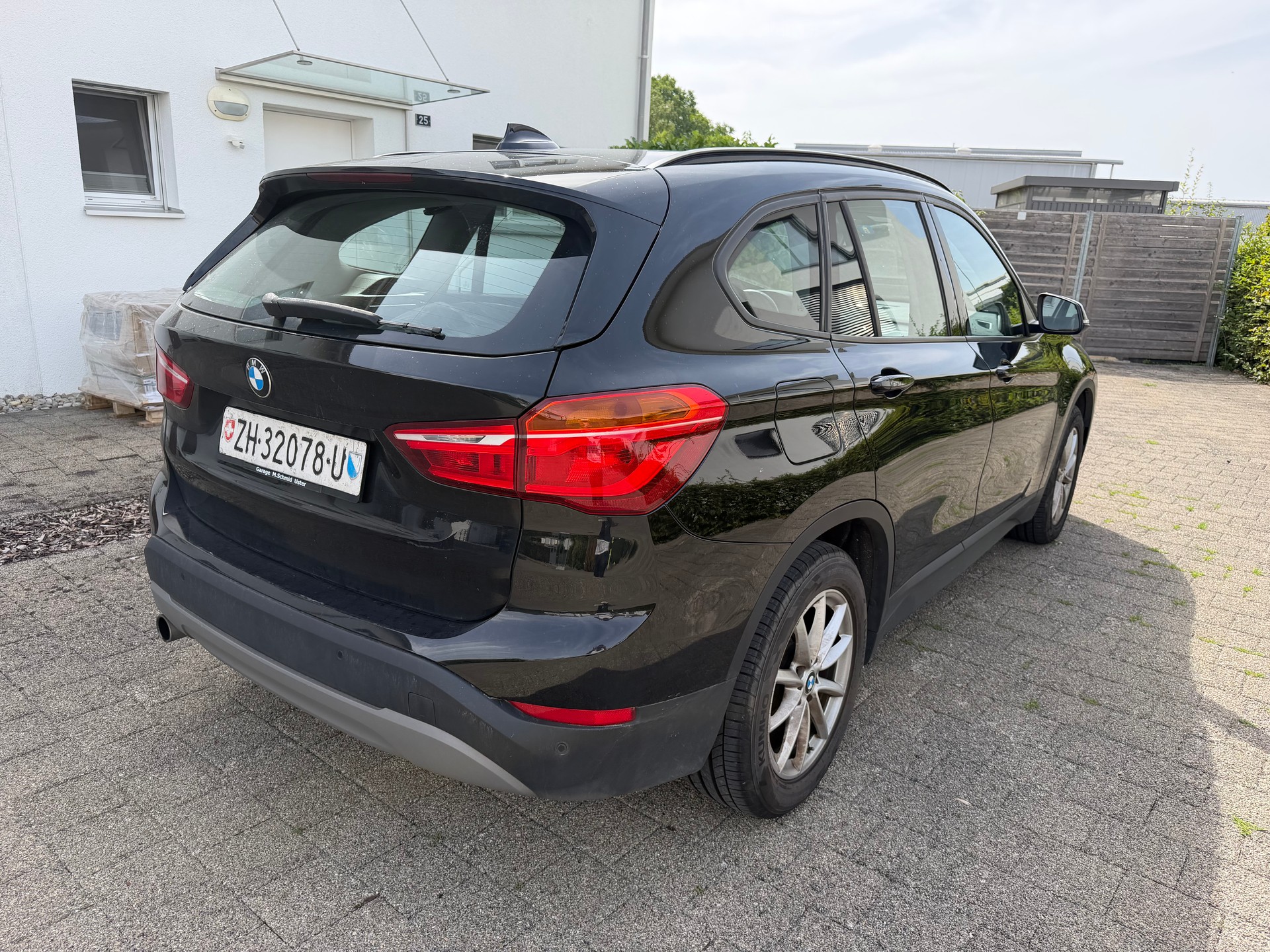 BMW X1 xDrive 18d xLine Steptronic-image-1