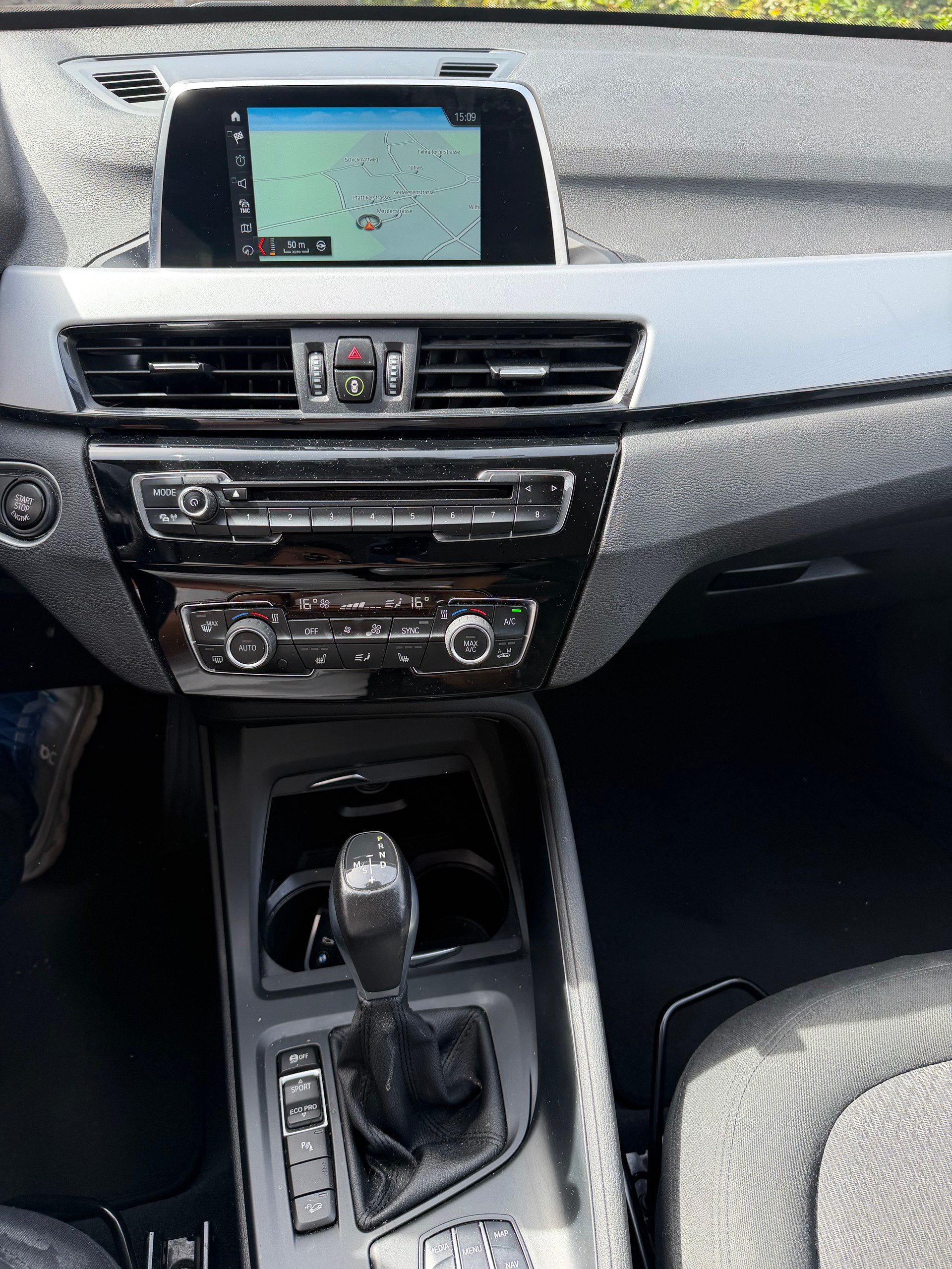 BMW X1 xDrive 18d xLine Steptronic-image-7