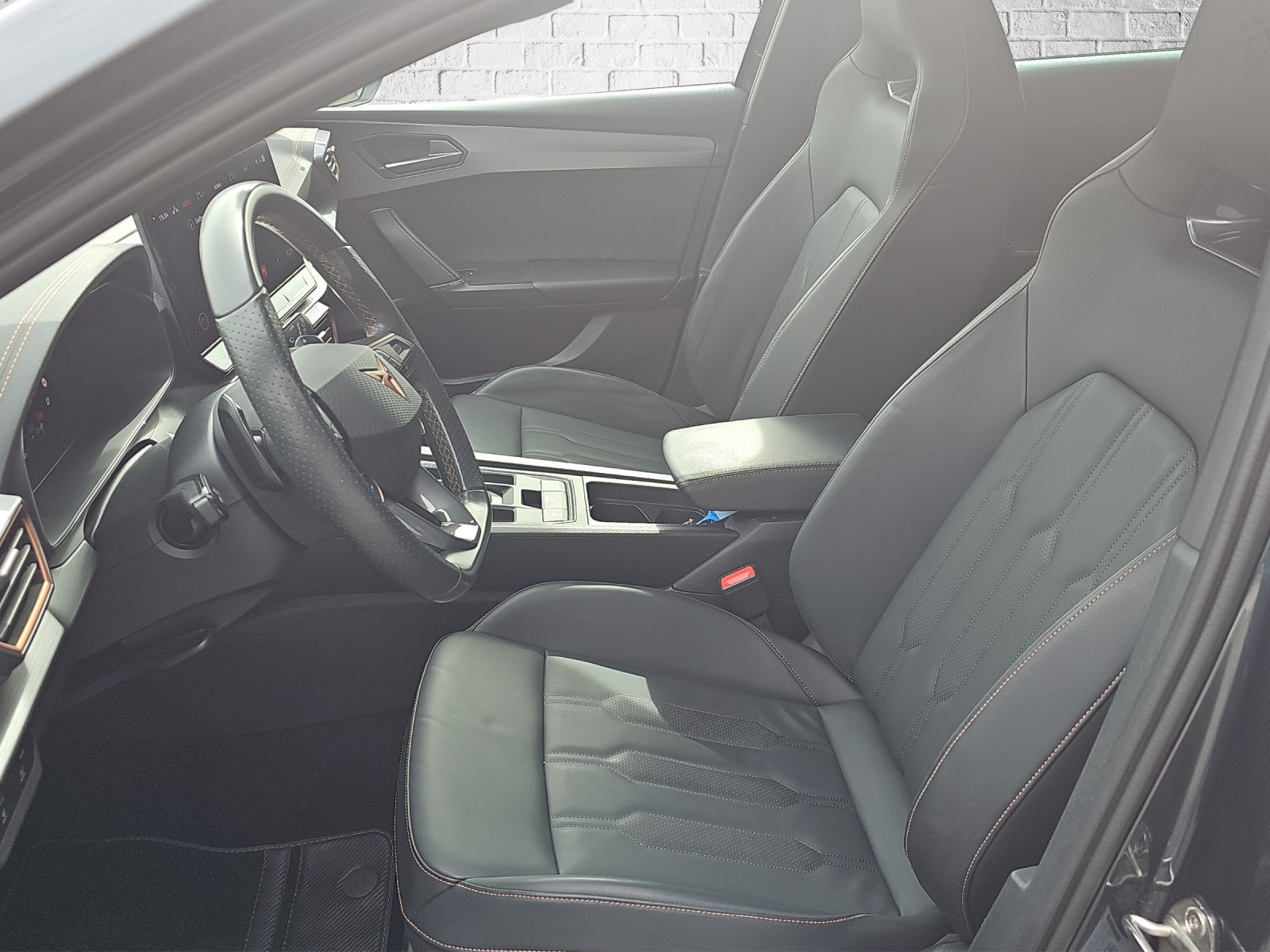 CUPRA LEON ST 2.0 TSI VZ DSG 4Drive-image-6